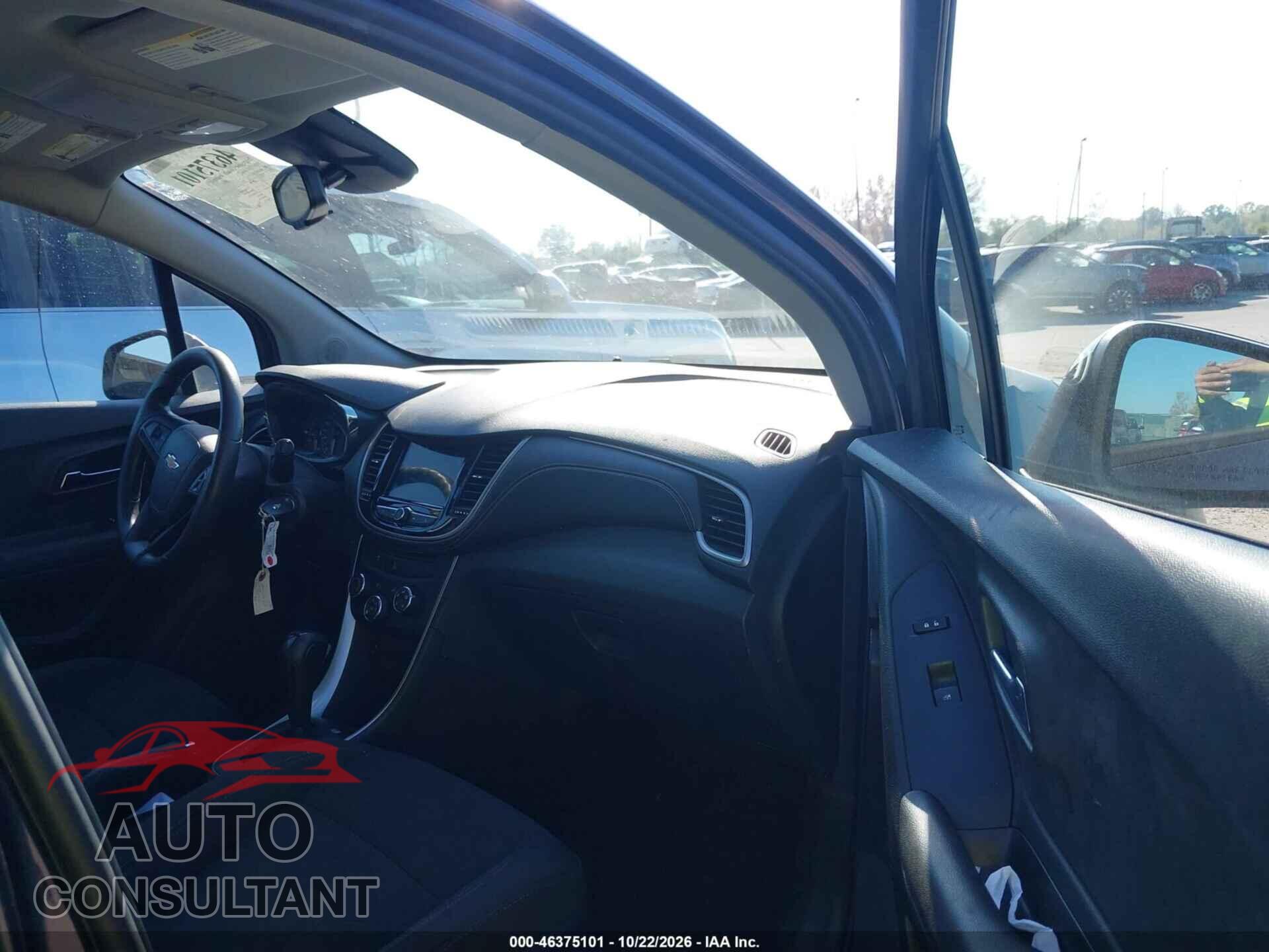 CHEVROLET TRAX 2019 - 3GNCJKSB3KL192077