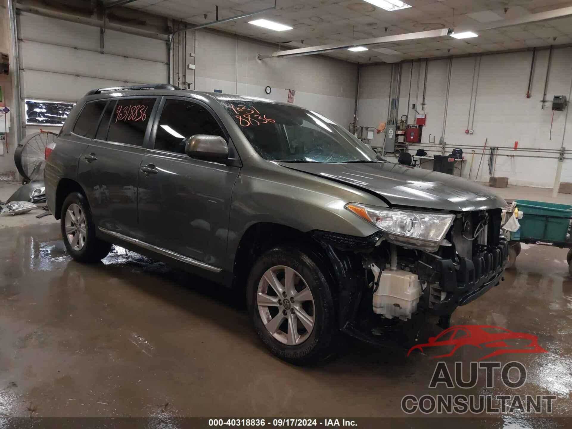 TOYOTA HIGHLANDER 2011 - 5TDBK3EH9BS053024