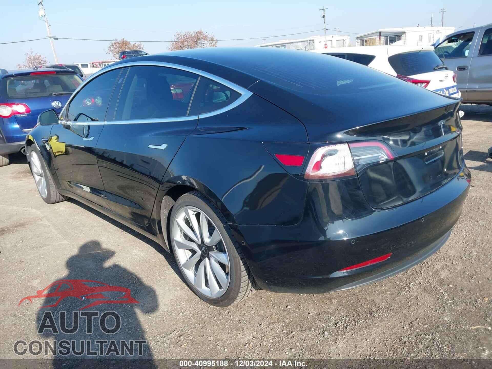TESLA MODEL 3 2018 - 5YJ3E1EA6JF046747