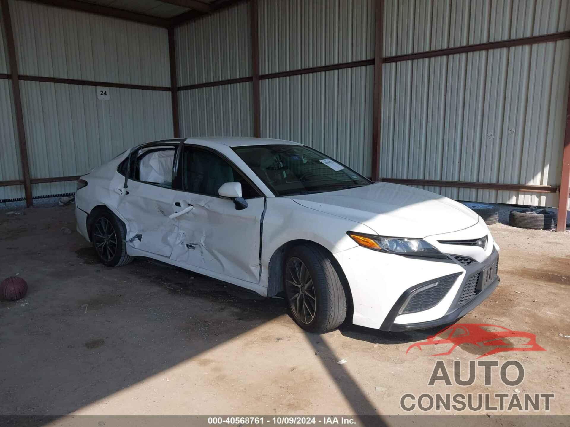 TOYOTA CAMRY 2022 - 4T1T11AK9NU040105