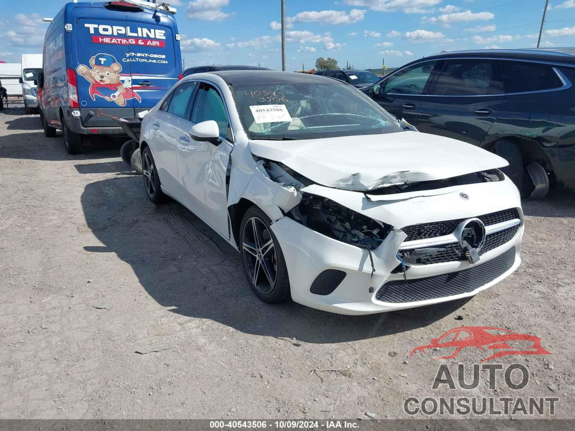 MERCEDES-BENZ A 2022 - W1K3G4FB5NJ342530
