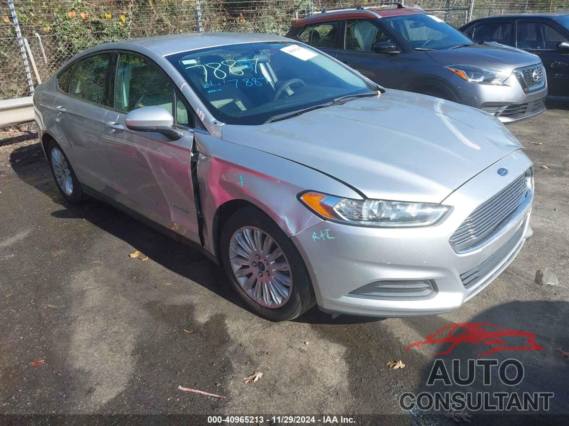 FORD FUSION HYBRID 2015 - 3FA6P0UU9FR219055