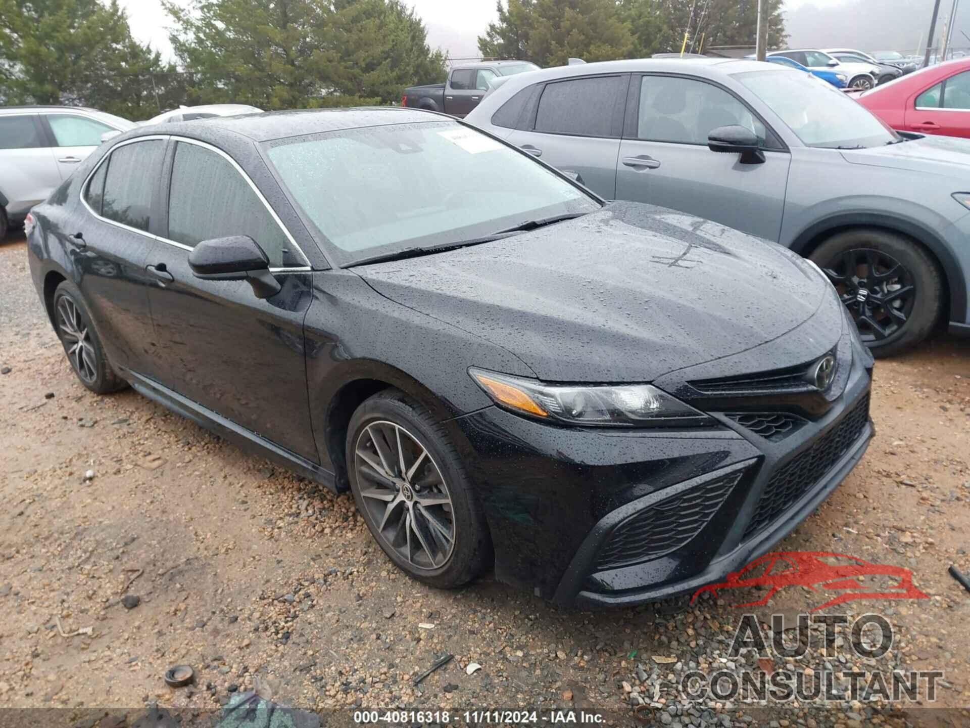 TOYOTA CAMRY 2021 - 4T1G11AK1MU492680