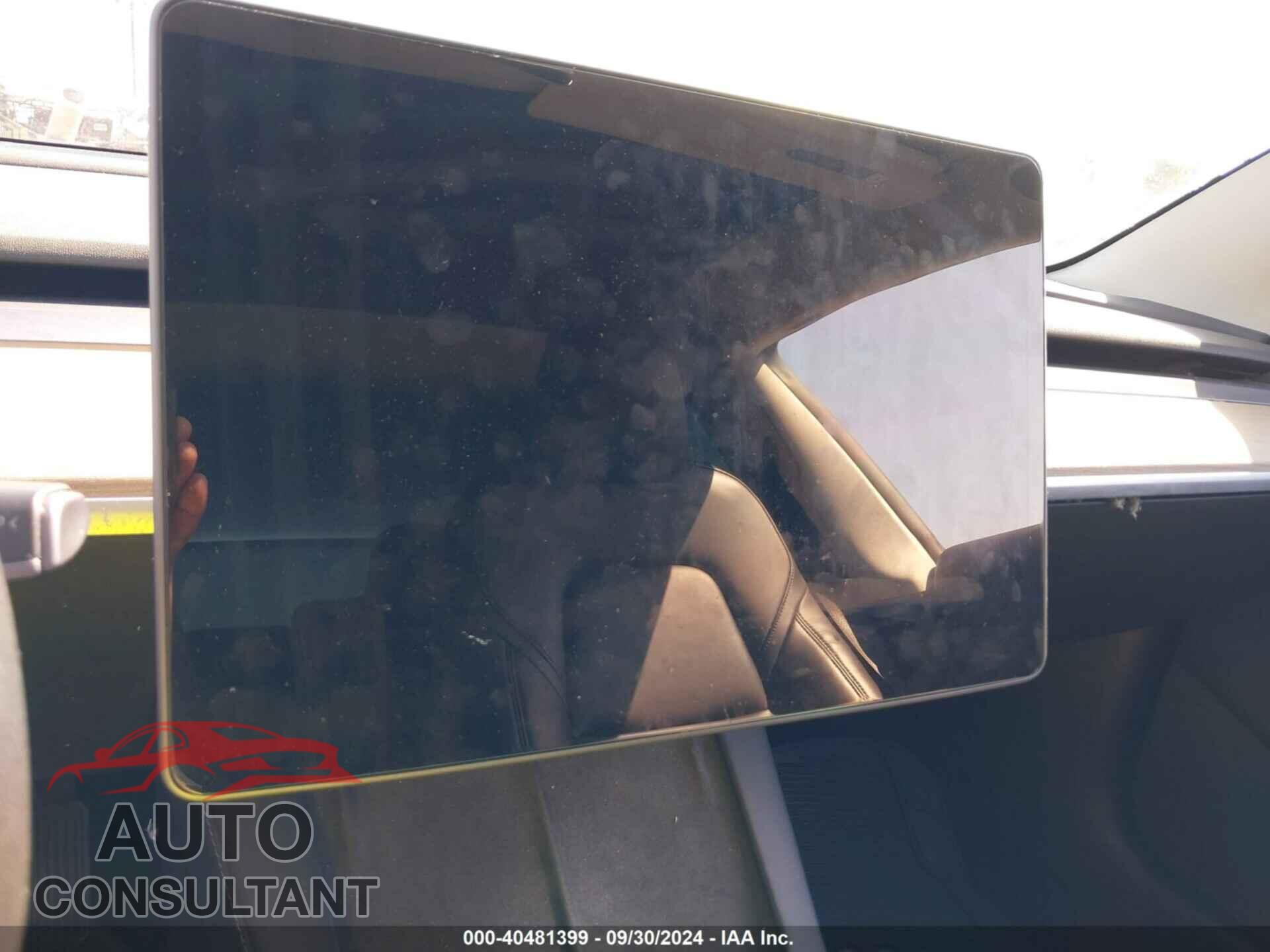TESLA MODEL 3 2021 - 5YJ3E1EA1MF003423
