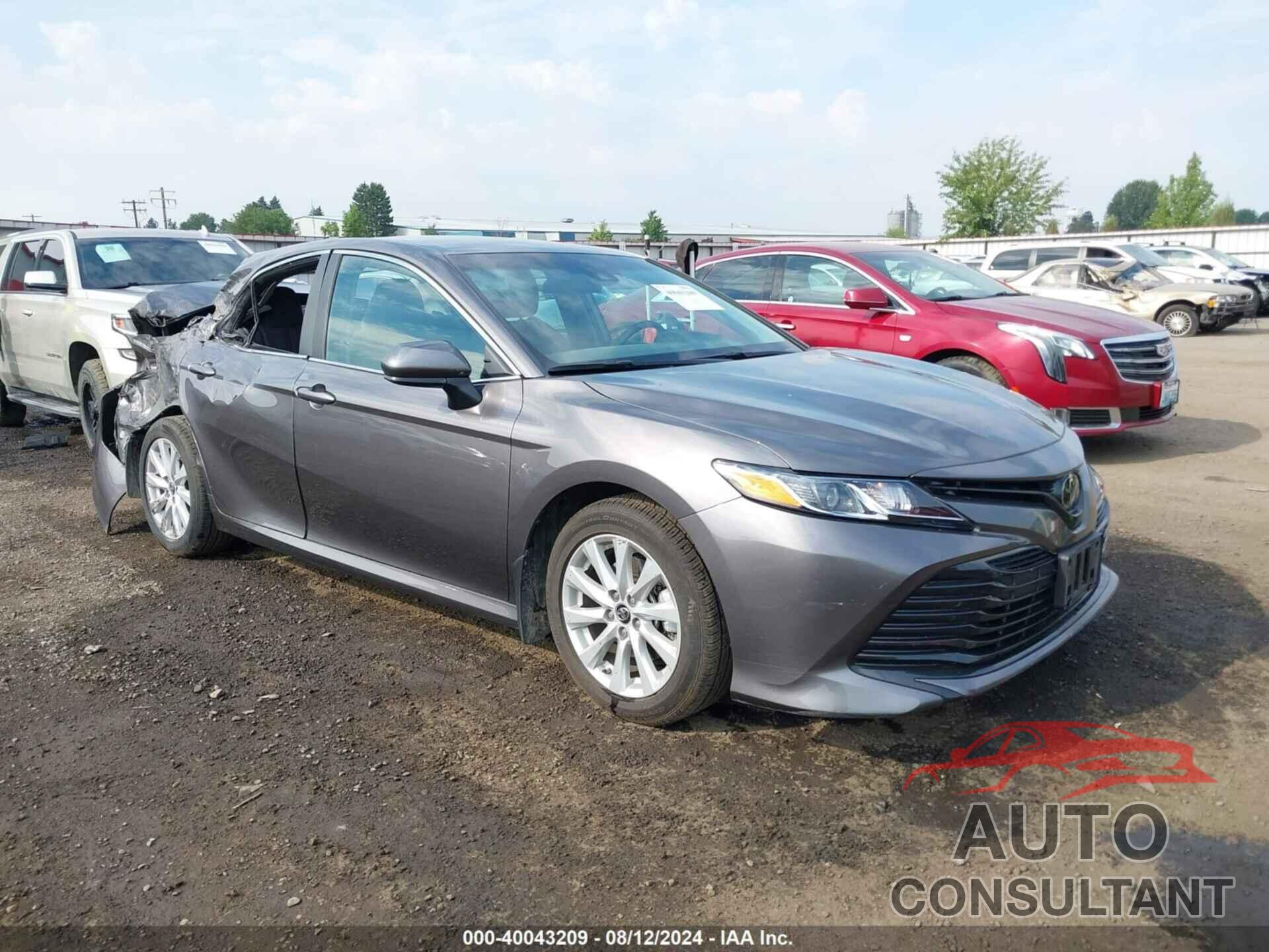 TOYOTA CAMRY 2019 - 4T1B11HK3KU173973