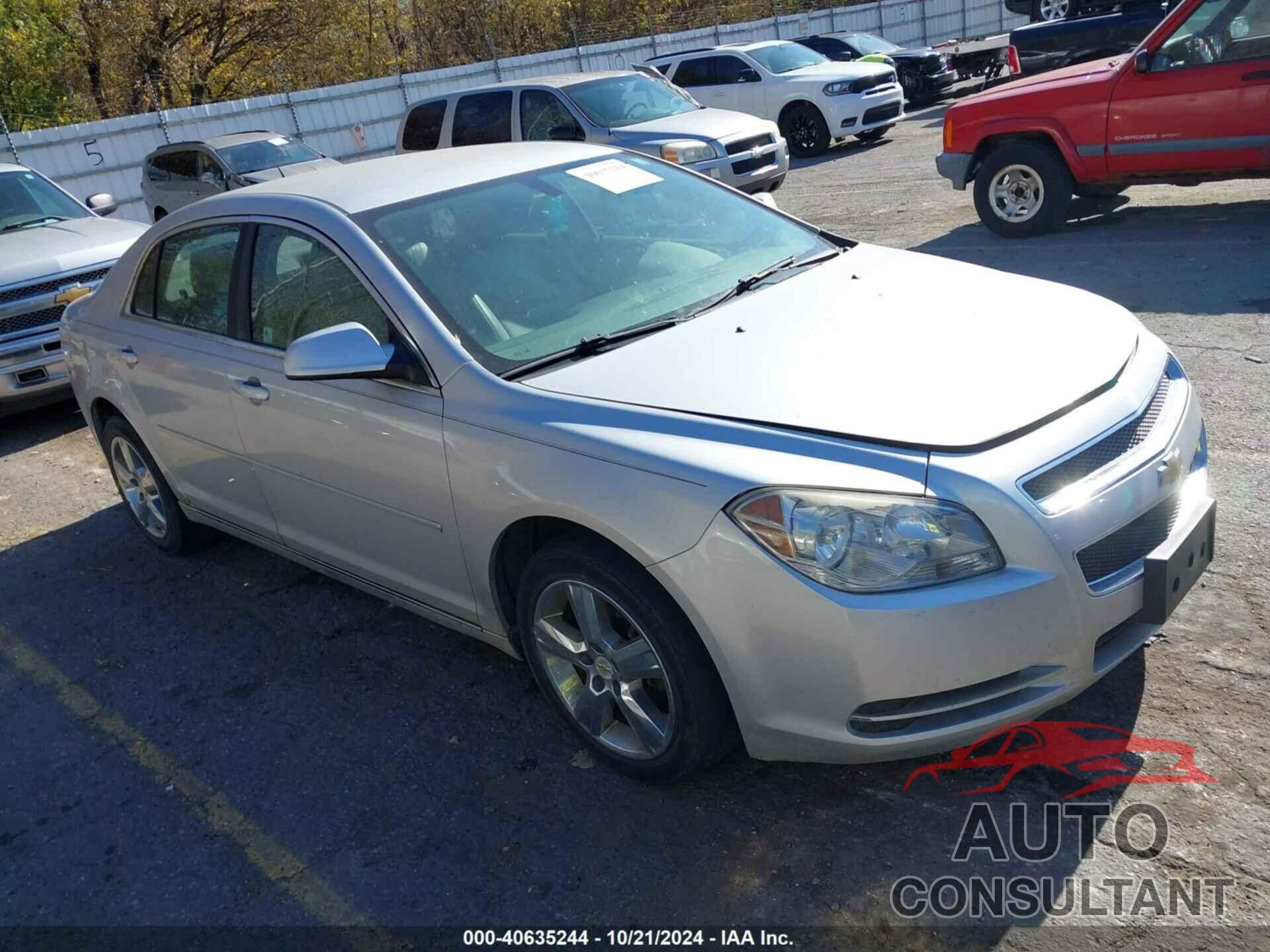 CHEVROLET MALIBU 2011 - 1G1ZD5E10BF194533