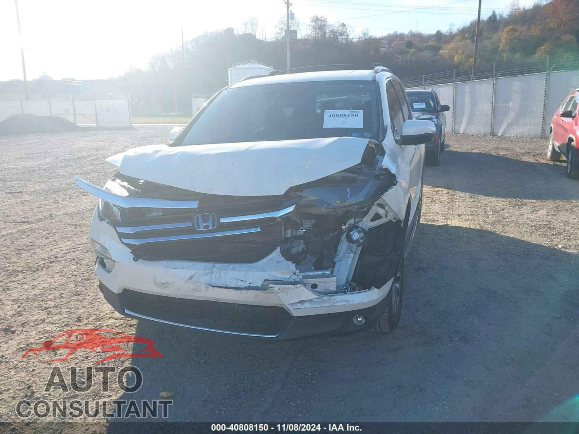 HONDA PILOT 2017 - 5FNYF6H04HB011153