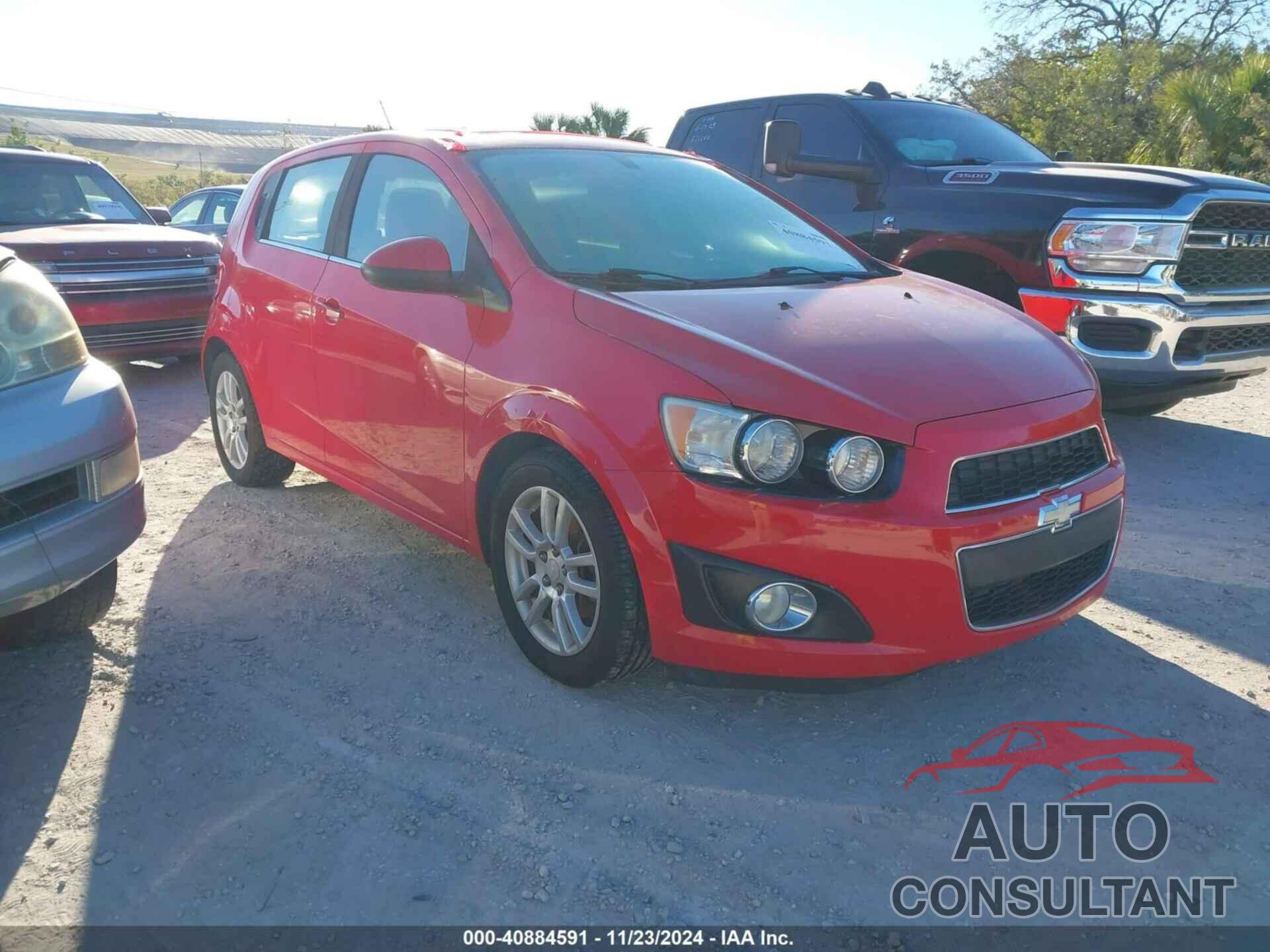 CHEVROLET SONIC 2014 - 1G1JC6SB0E4151619