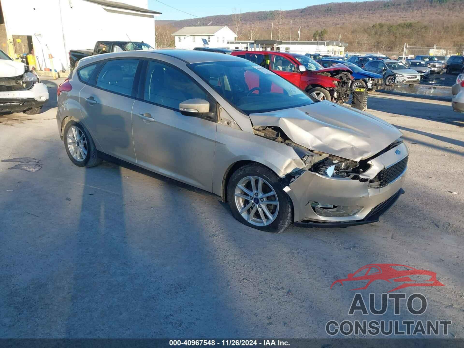 FORD FOCUS 2017 - 1FADP3K23HL323682