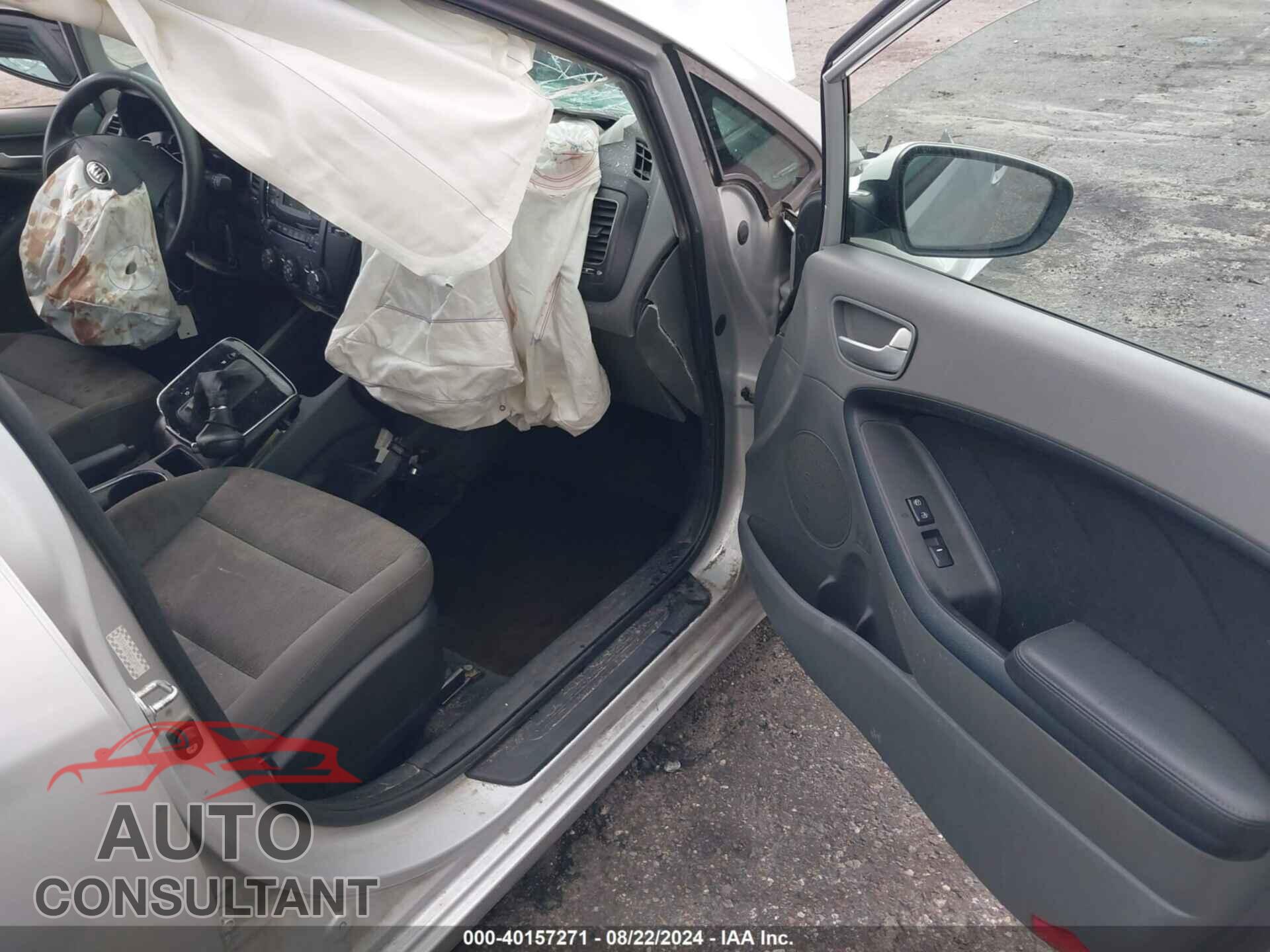 KIA FORTE 2017 - 3KPFK4A75HE034901