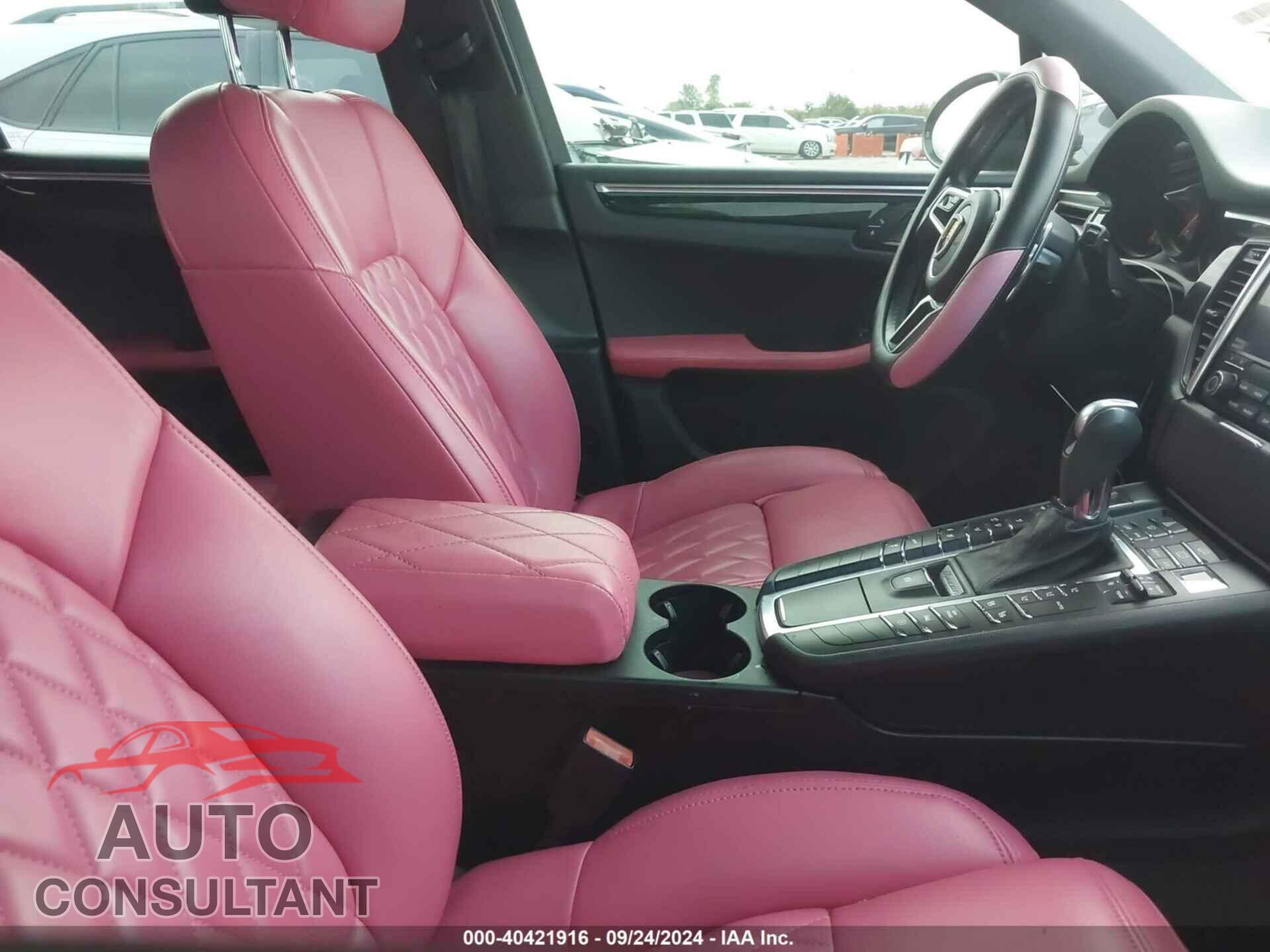 PORSCHE MACAN 2017 - WP1AA2A53HLB02232