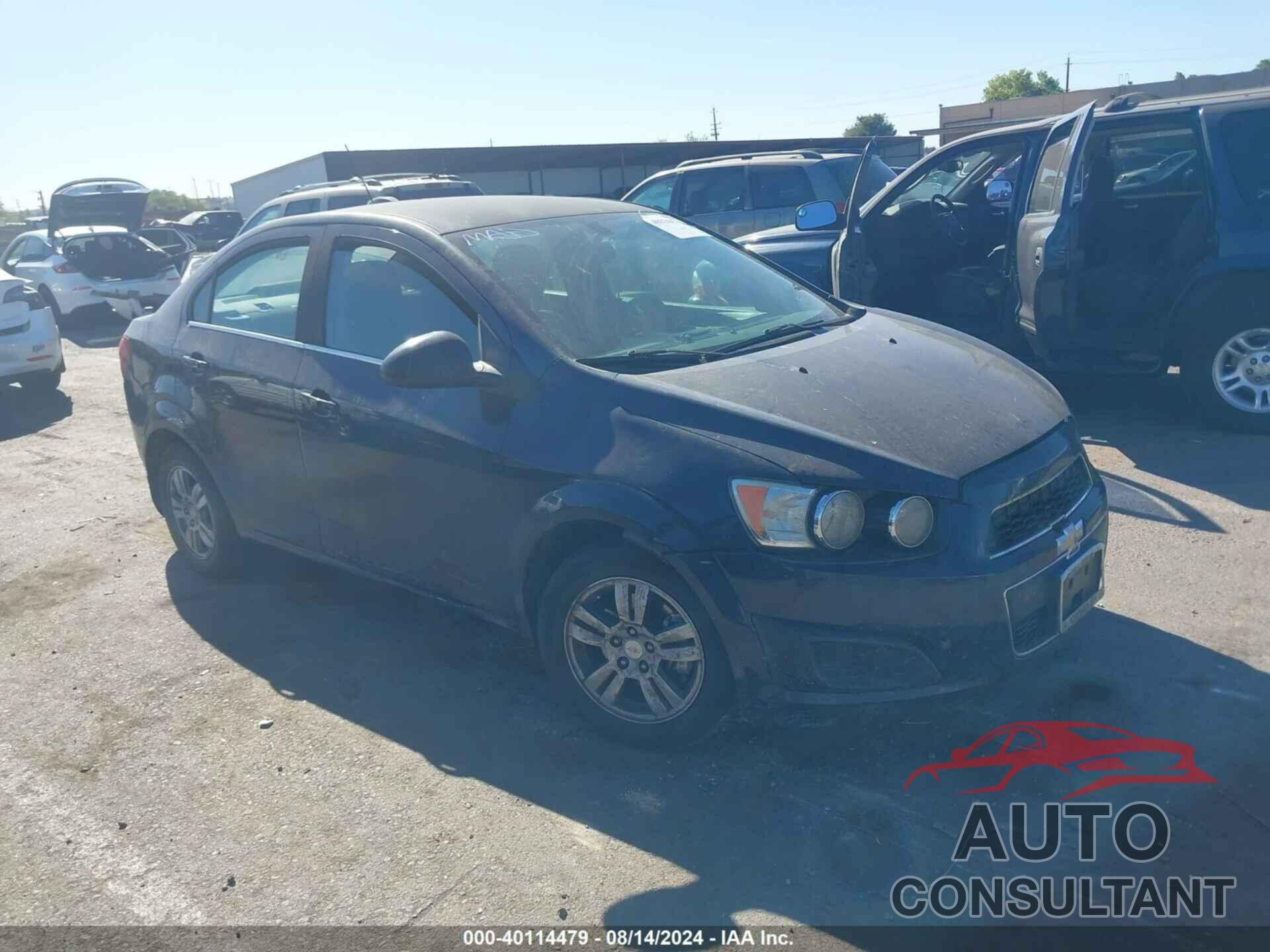 CHEVROLET SONIC 2015 - 1G1JC5SG0F4136996