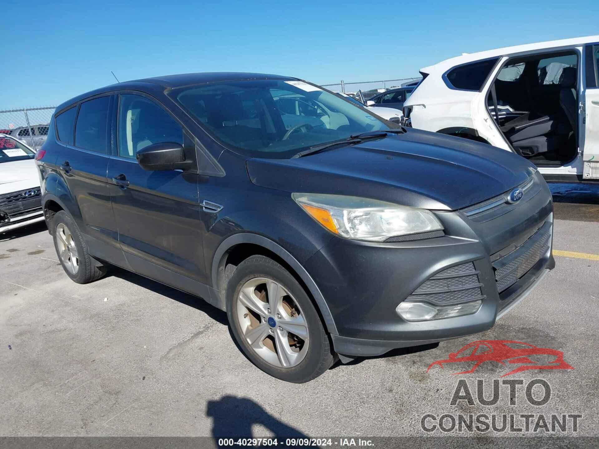 FORD ESCAPE 2016 - 1FMCU0GX5GUA09568