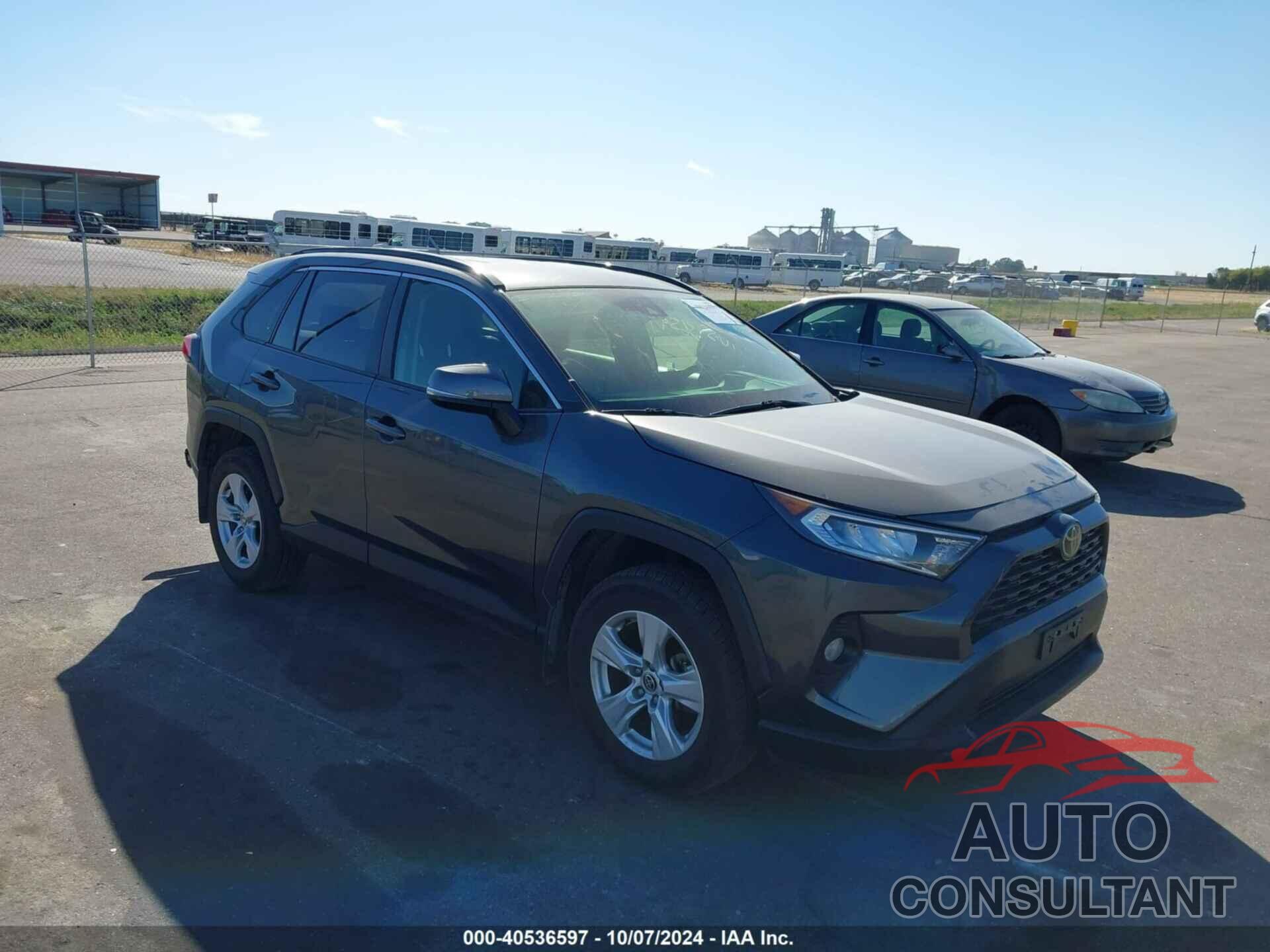 TOYOTA RAV4 2020 - JTMP1RFV1LD050647