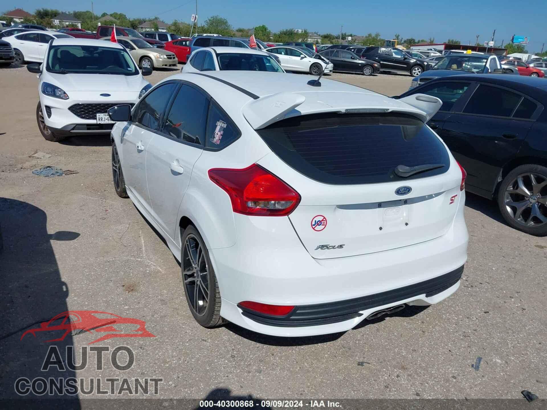 FORD FOCUS ST 2018 - 1FADP3L90JL242995
