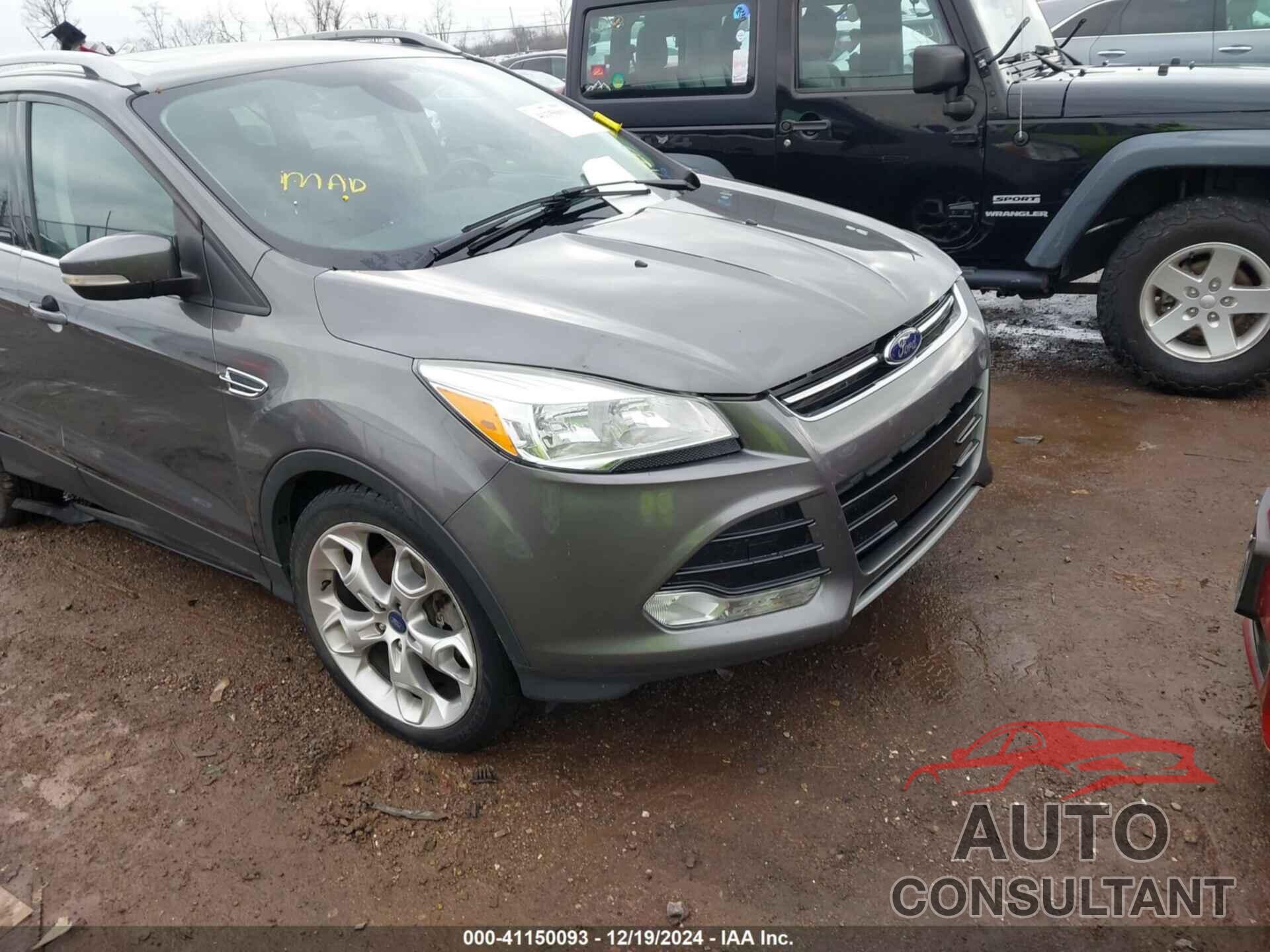 FORD ESCAPE 2014 - 1FMCU0J94EUA44139