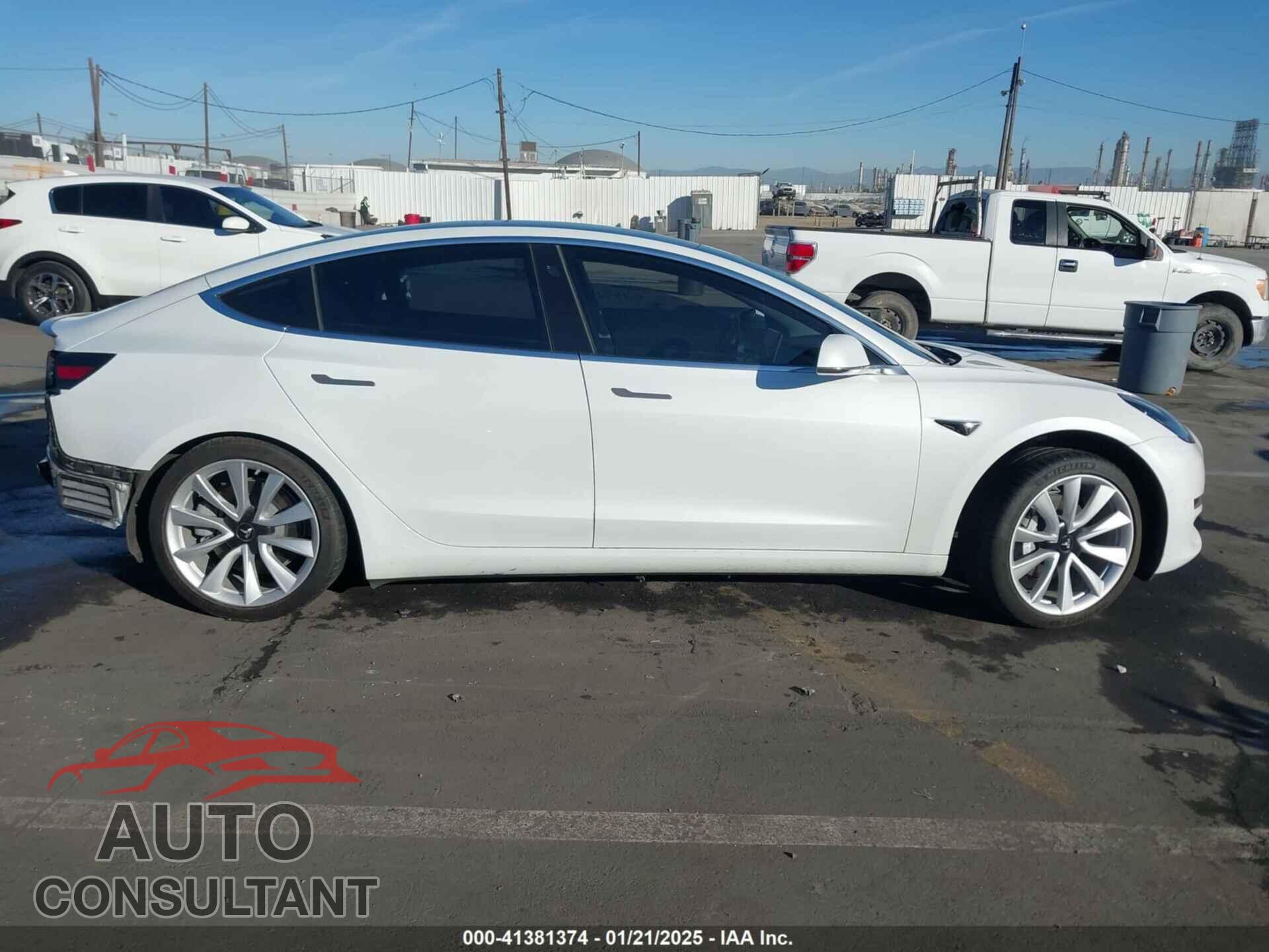 TESLA MODEL 3 2019 - 5YJ3E1EBXKF213024