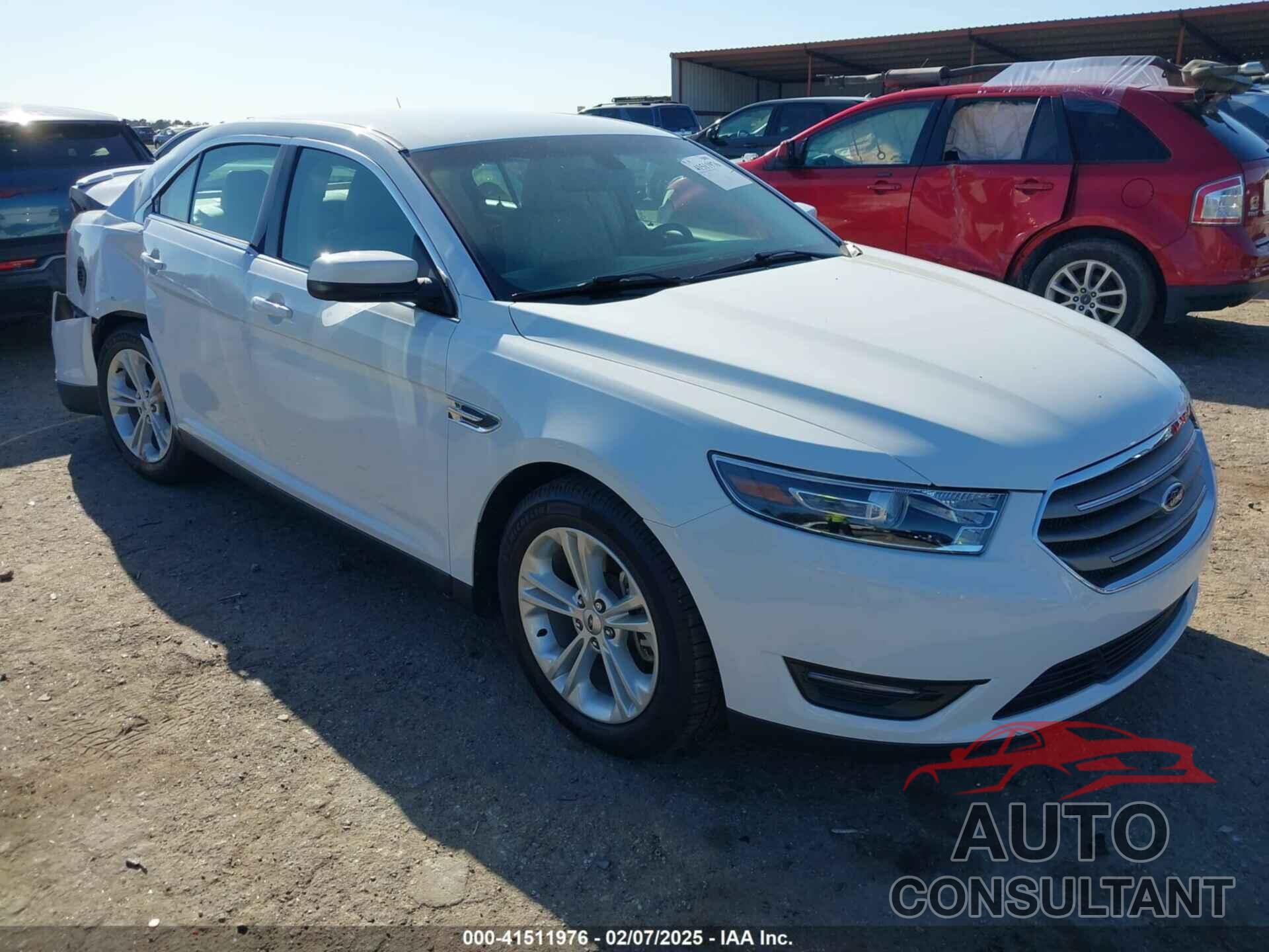 FORD TAURUS 2016 - 1FAHP2E86GG102032