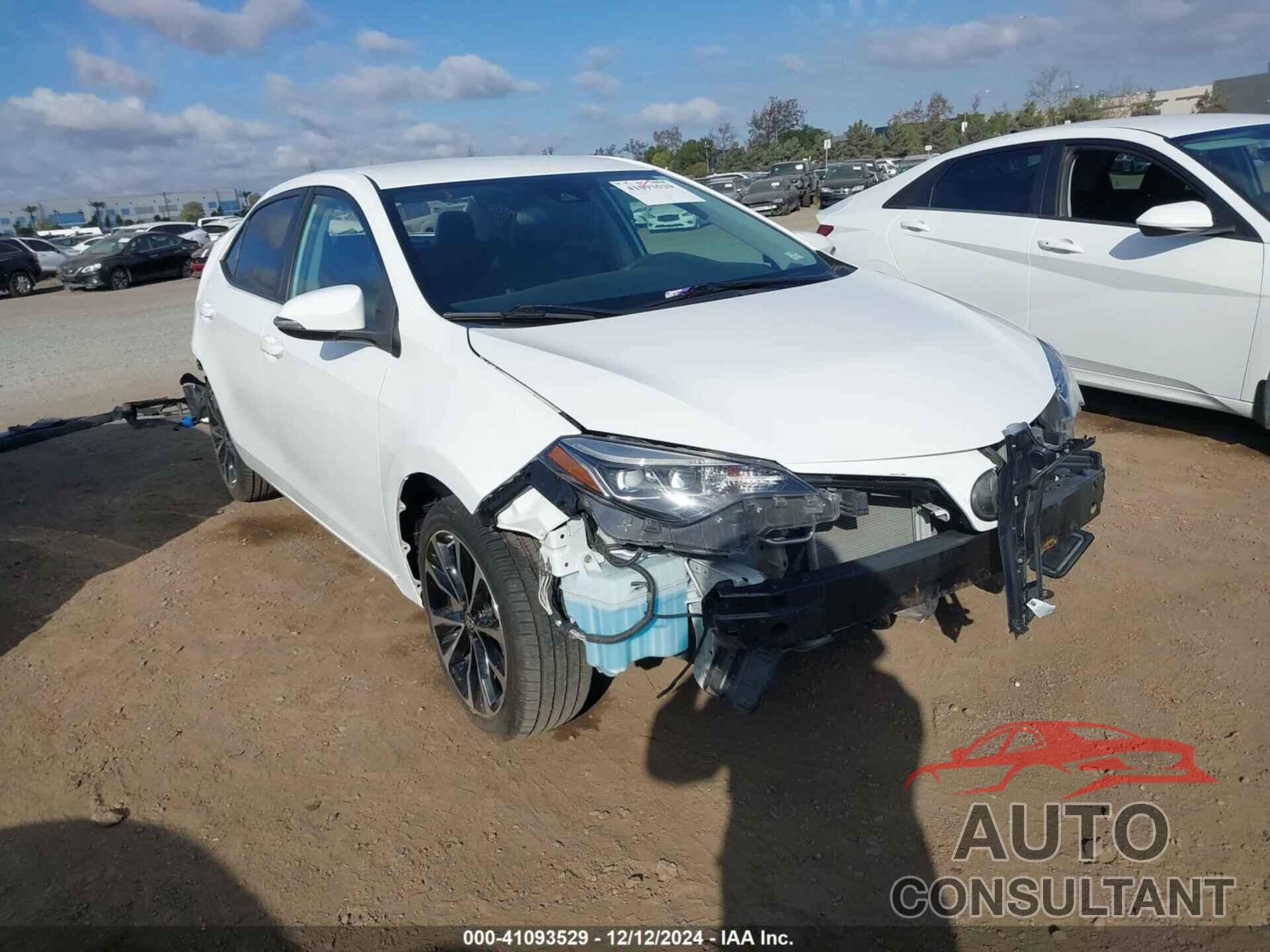 TOYOTA COROLLA 2018 - 5YFBURHE5JP798701
