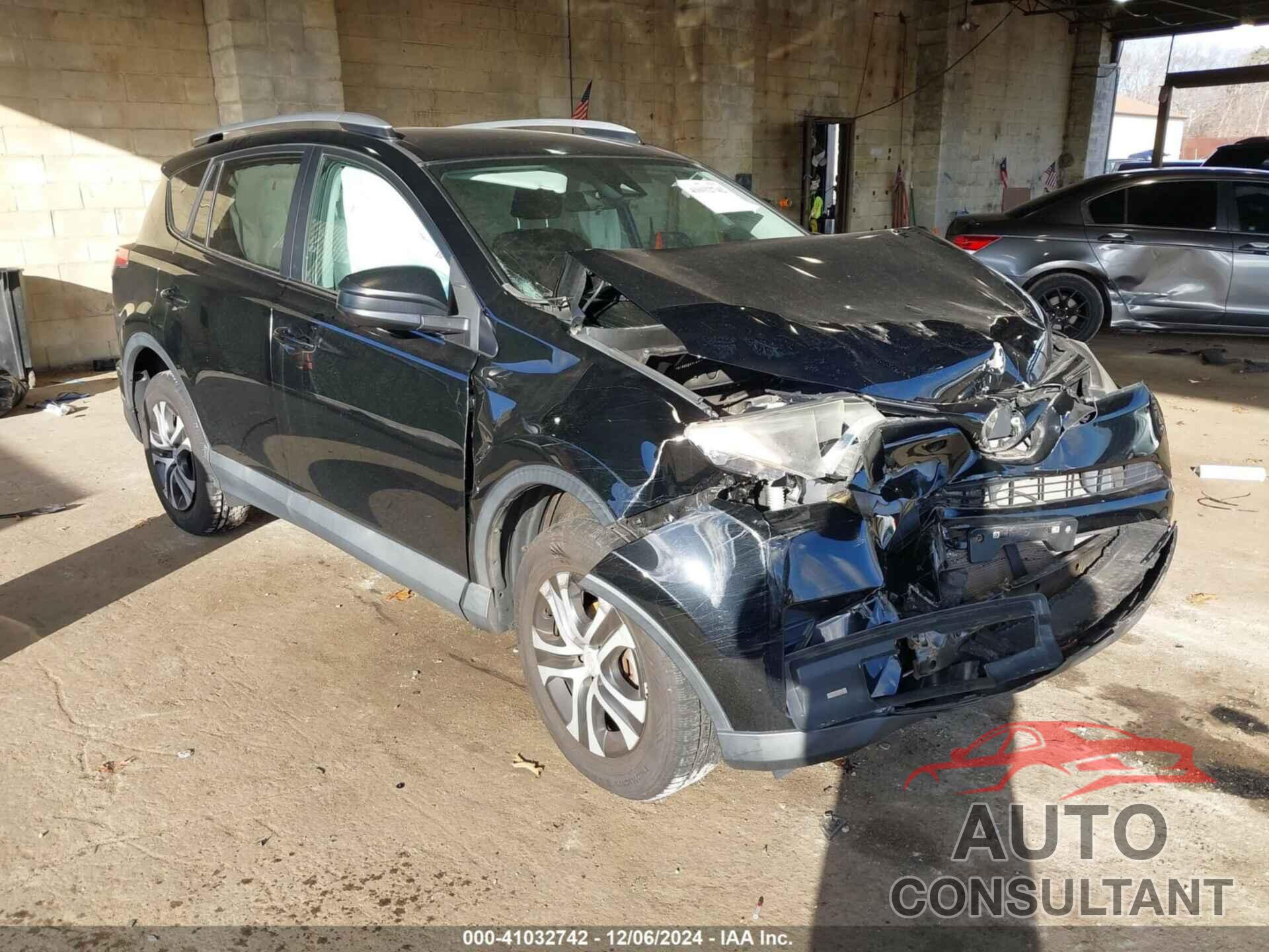 TOYOTA RAV4 2017 - 2T3BFREV5HW608281