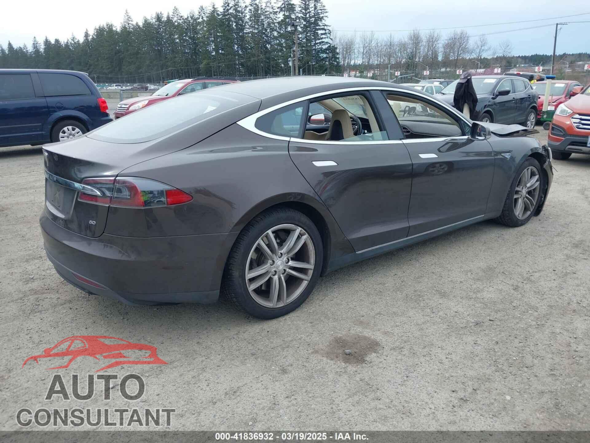 TESLA MODEL S 2013 - 5YJSA1DG5DFP09632
