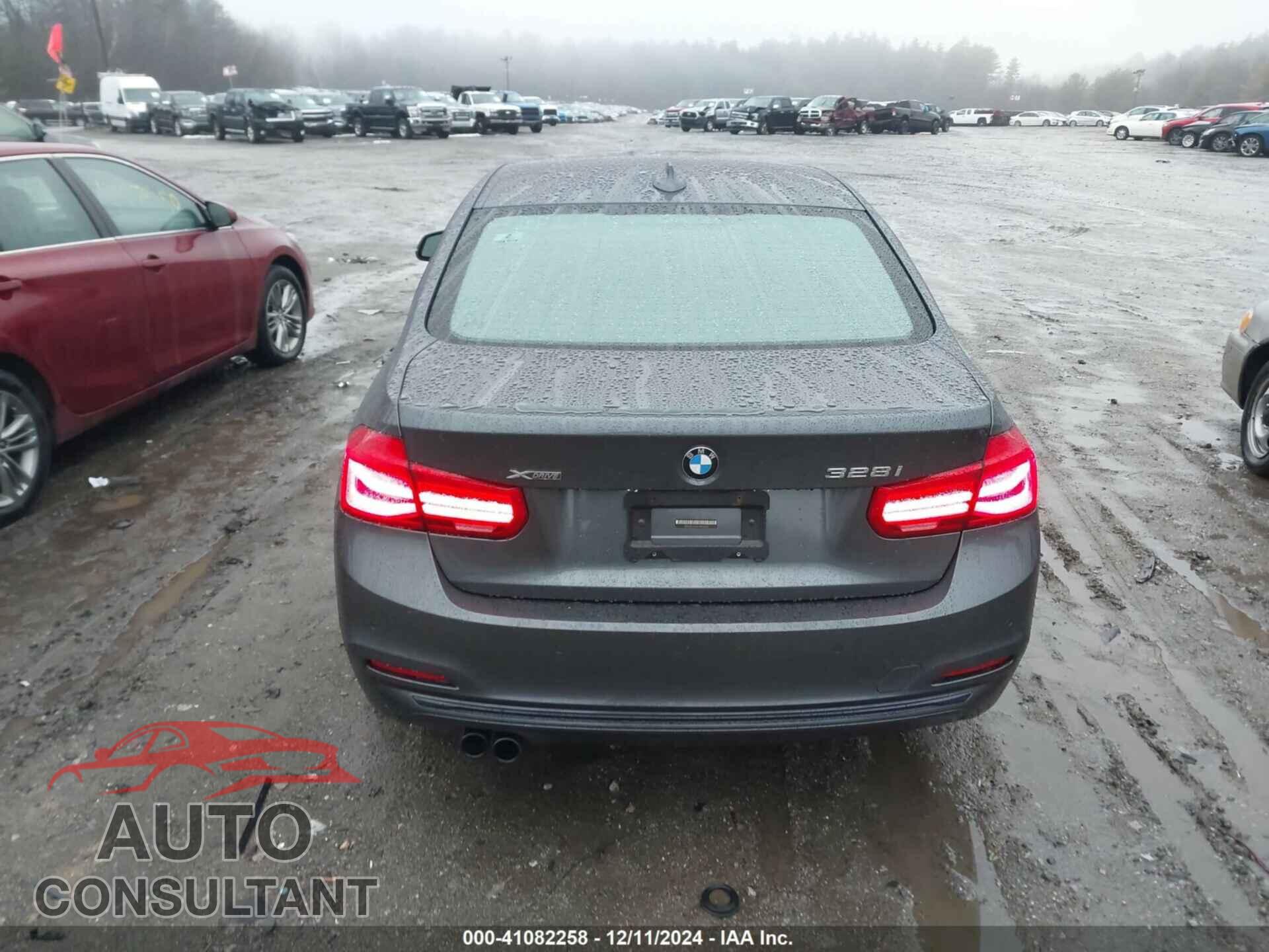 BMW 328I 2016 - WBA8E3G59GNU02424
