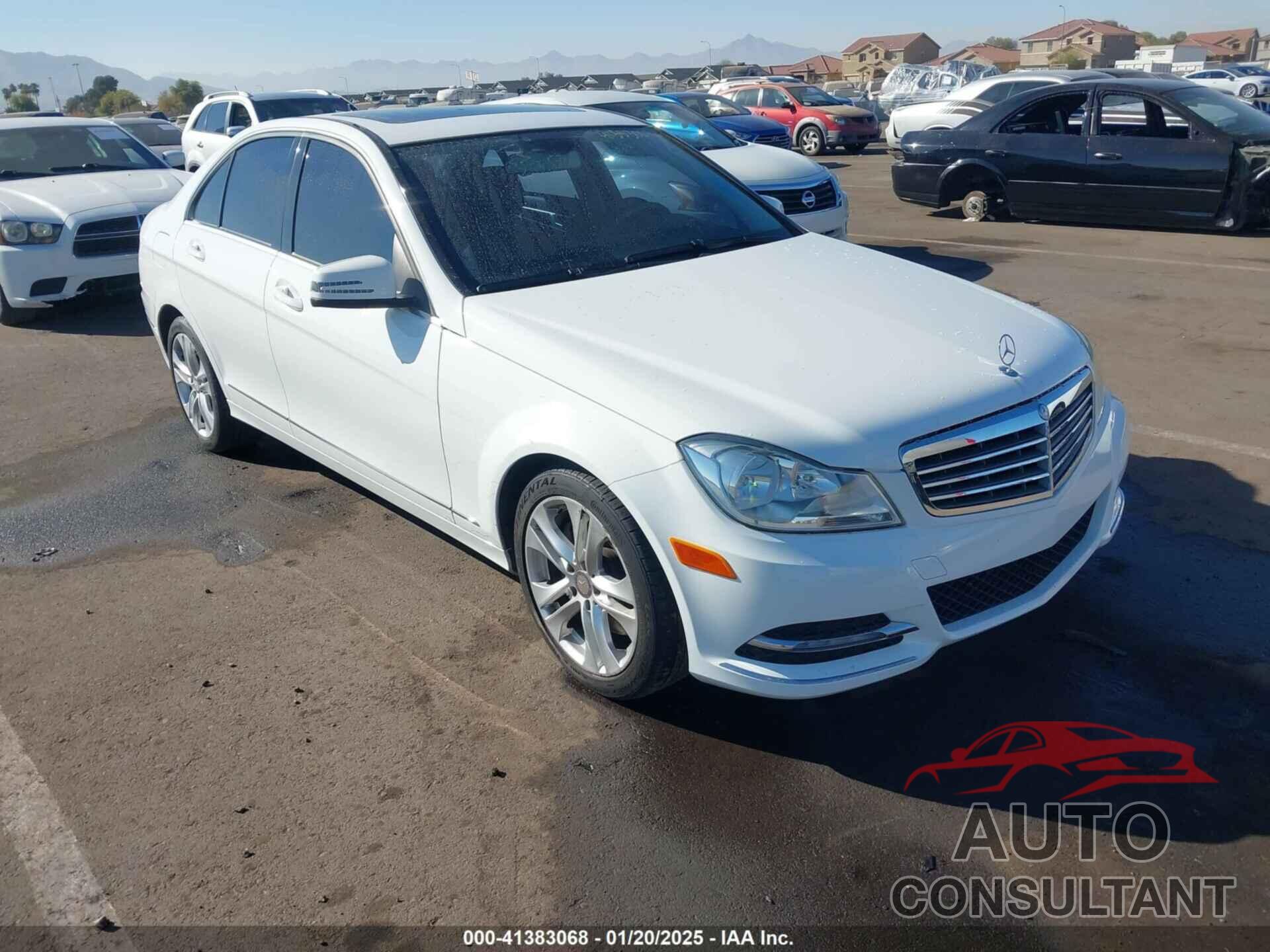 MERCEDES-BENZ C 300 2013 - WDDGF8AB1DR271393