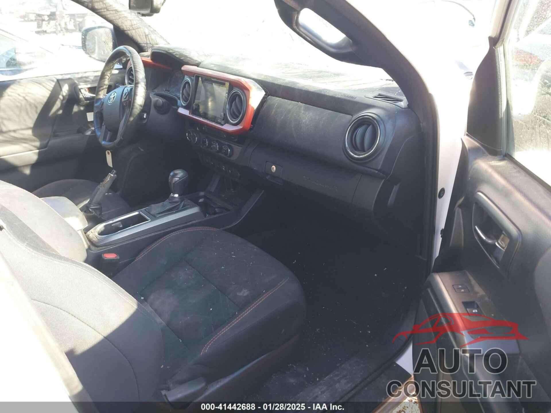 TOYOTA TACOMA 2017 - 3TMDZ5BNXHM031682