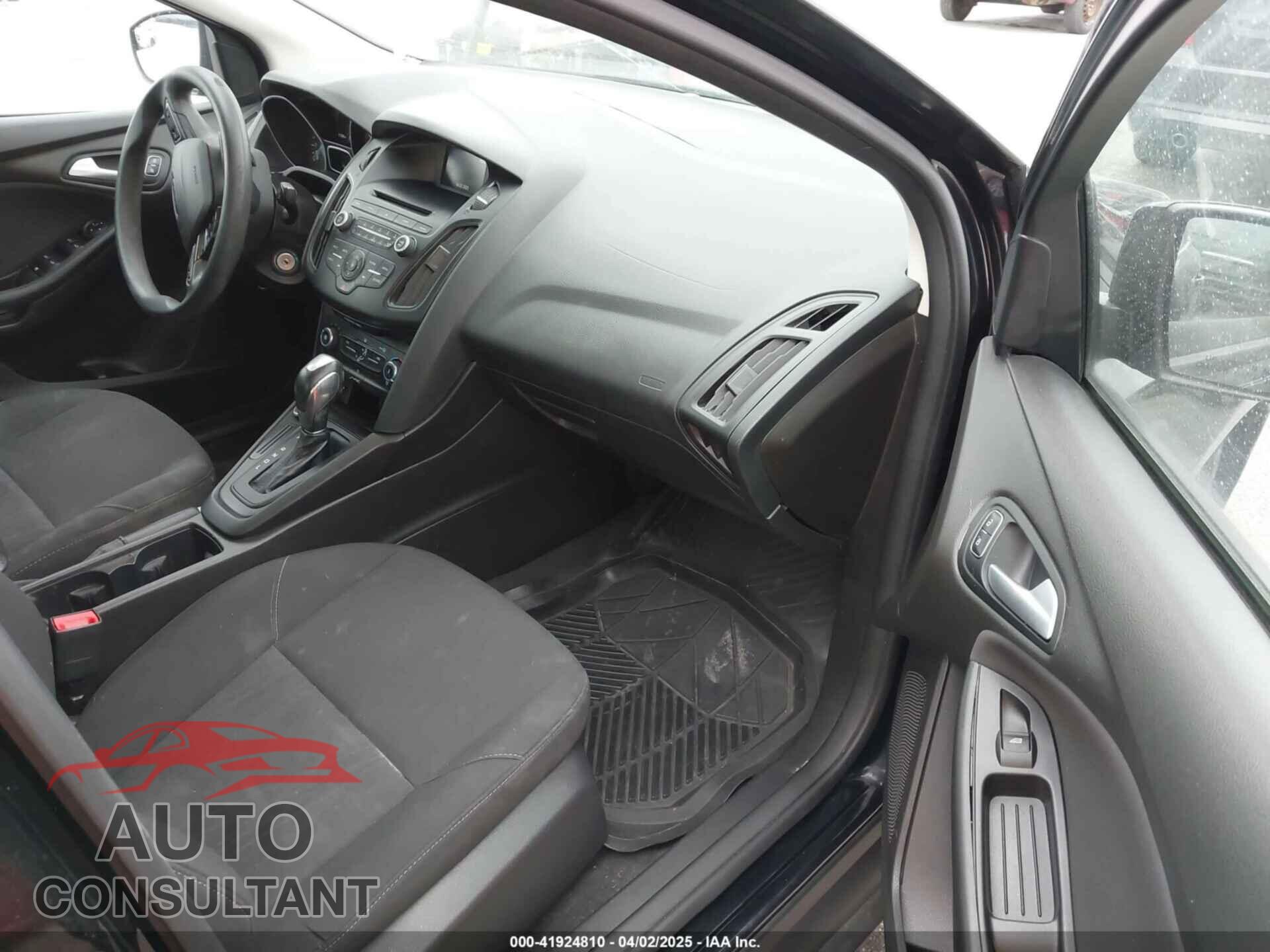 FORD FOCUS 2016 - 1FADP3F29GL245580