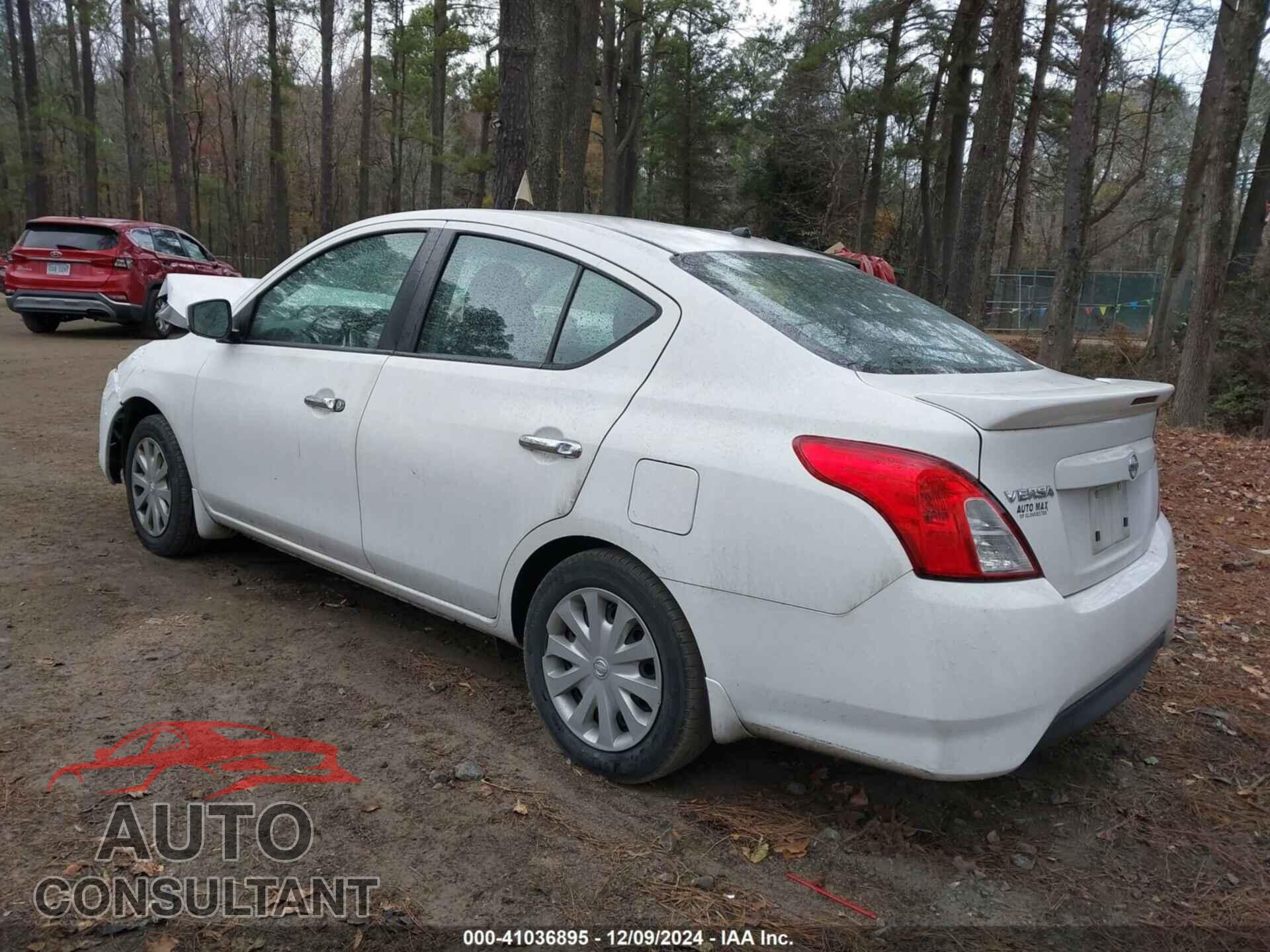 NISSAN VERSA 2017 - 3N1CN7AP3HL868109