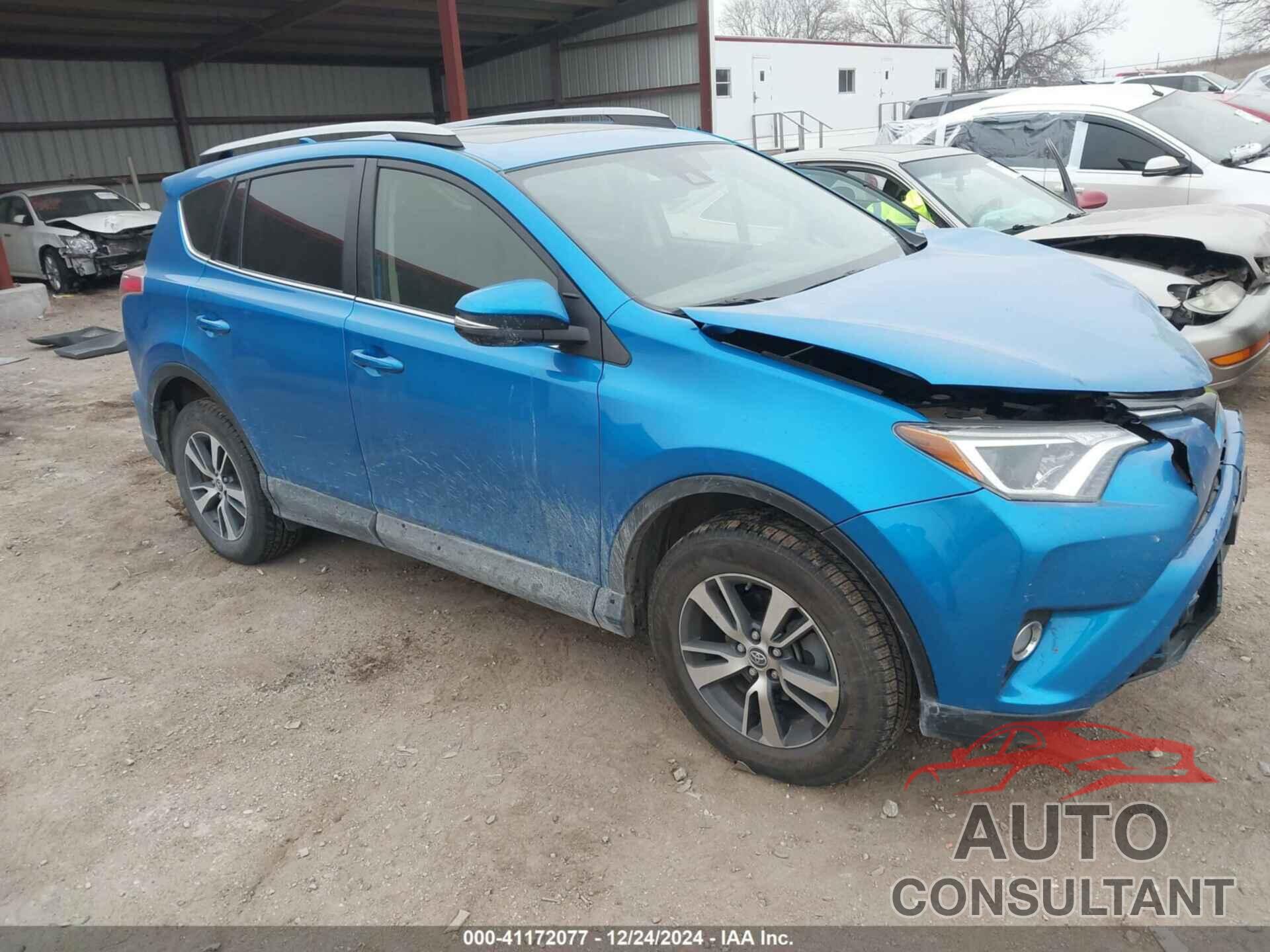 TOYOTA RAV4 2018 - JTMRFREV4JJ178567