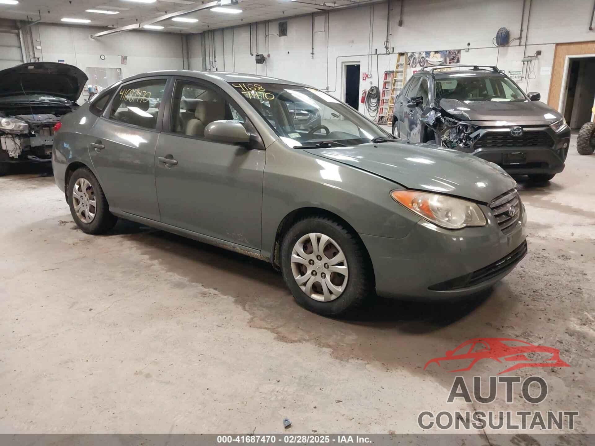 HYUNDAI ELANTRA 2009 - KMHDU46D39U808688