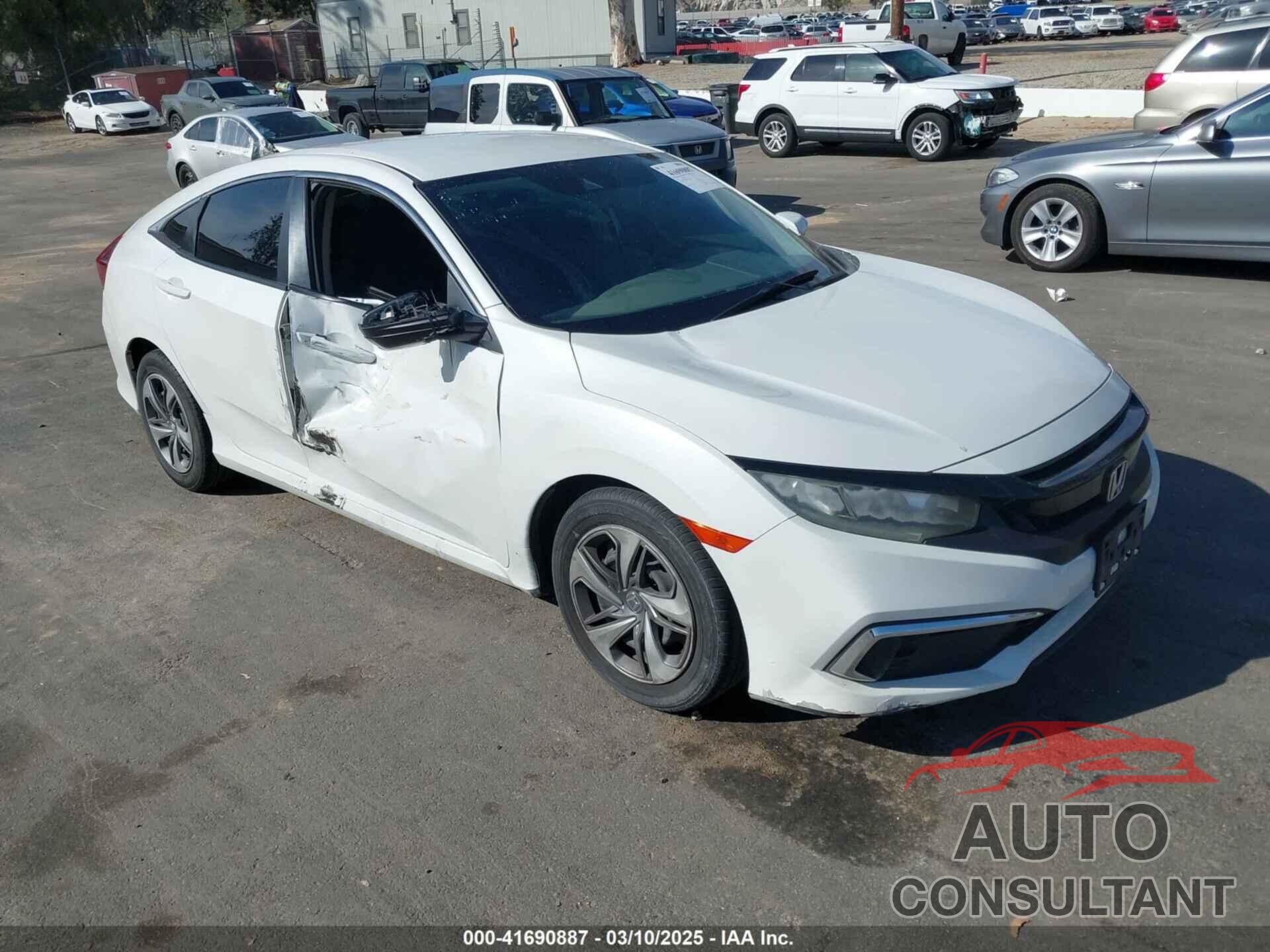HONDA CIVIC 2019 - 2HGFC2F66KH546486