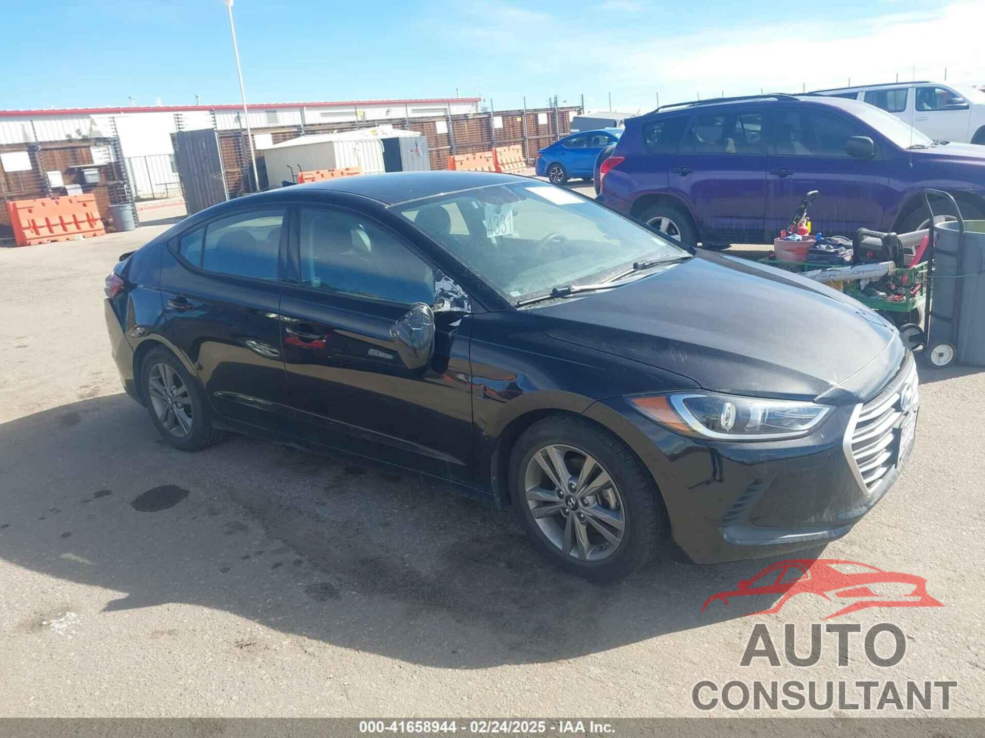 HYUNDAI ELANTRA 2018 - 5NPD84LF0JH225136