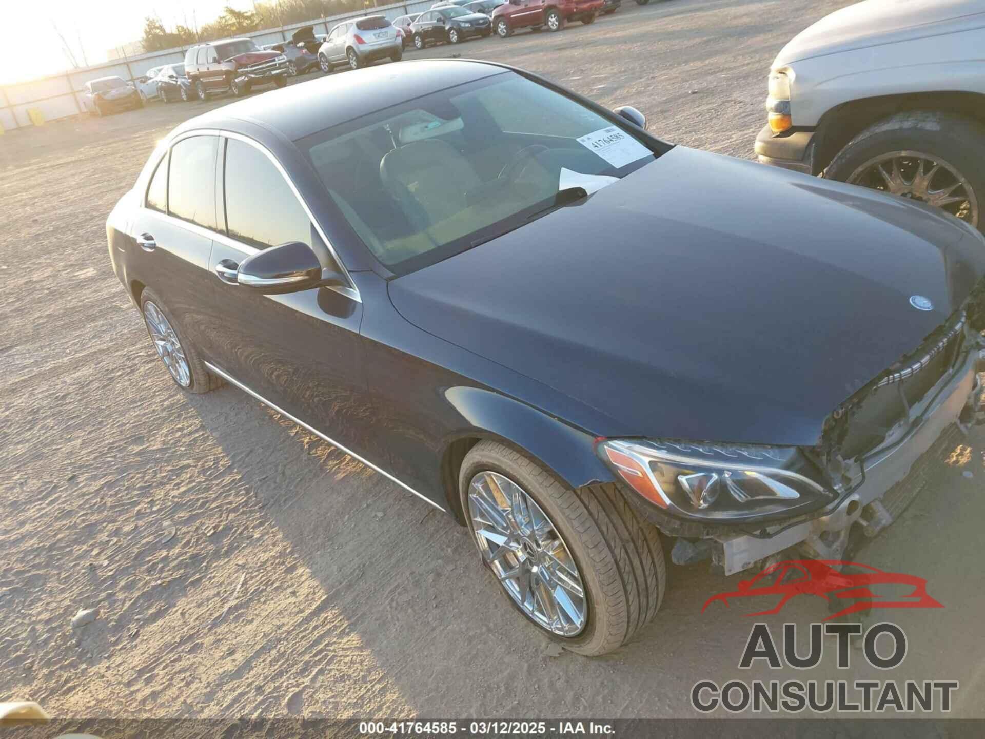 MERCEDES-BENZ C 300 2015 - 55SWF4KB8FU022044