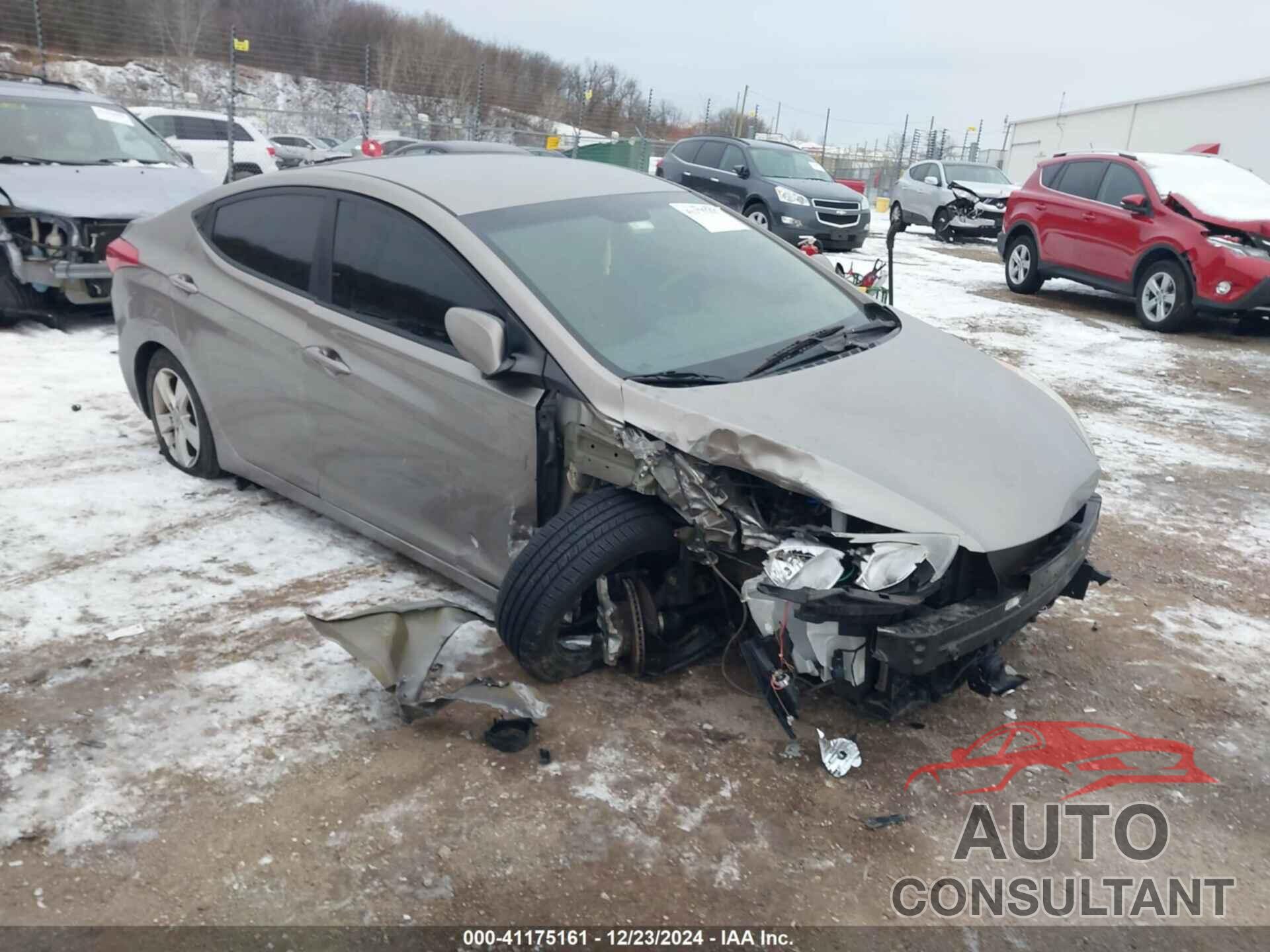 HYUNDAI ELANTRA 2012 - 5NPDH4AE8CH099394