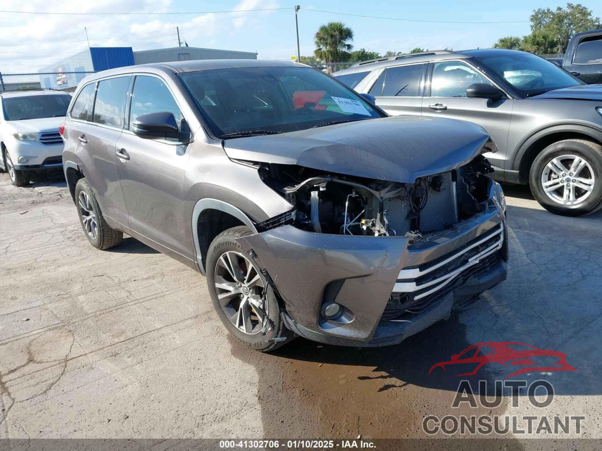 TOYOTA HIGHLANDER 2018 - 5TDZZRFH1JS278483