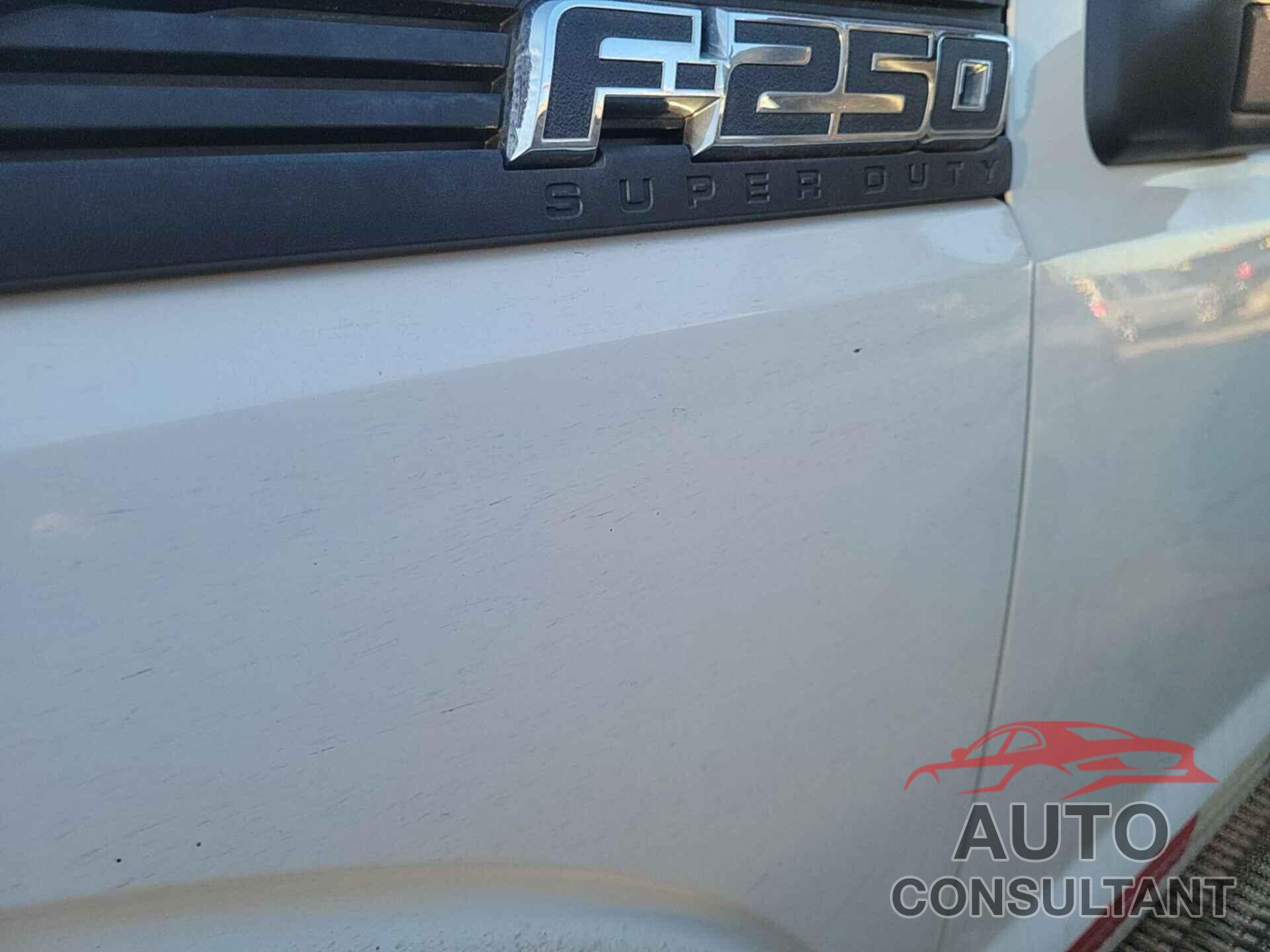 FORD F250 2013 - 1FT7X2B6XDEB47667