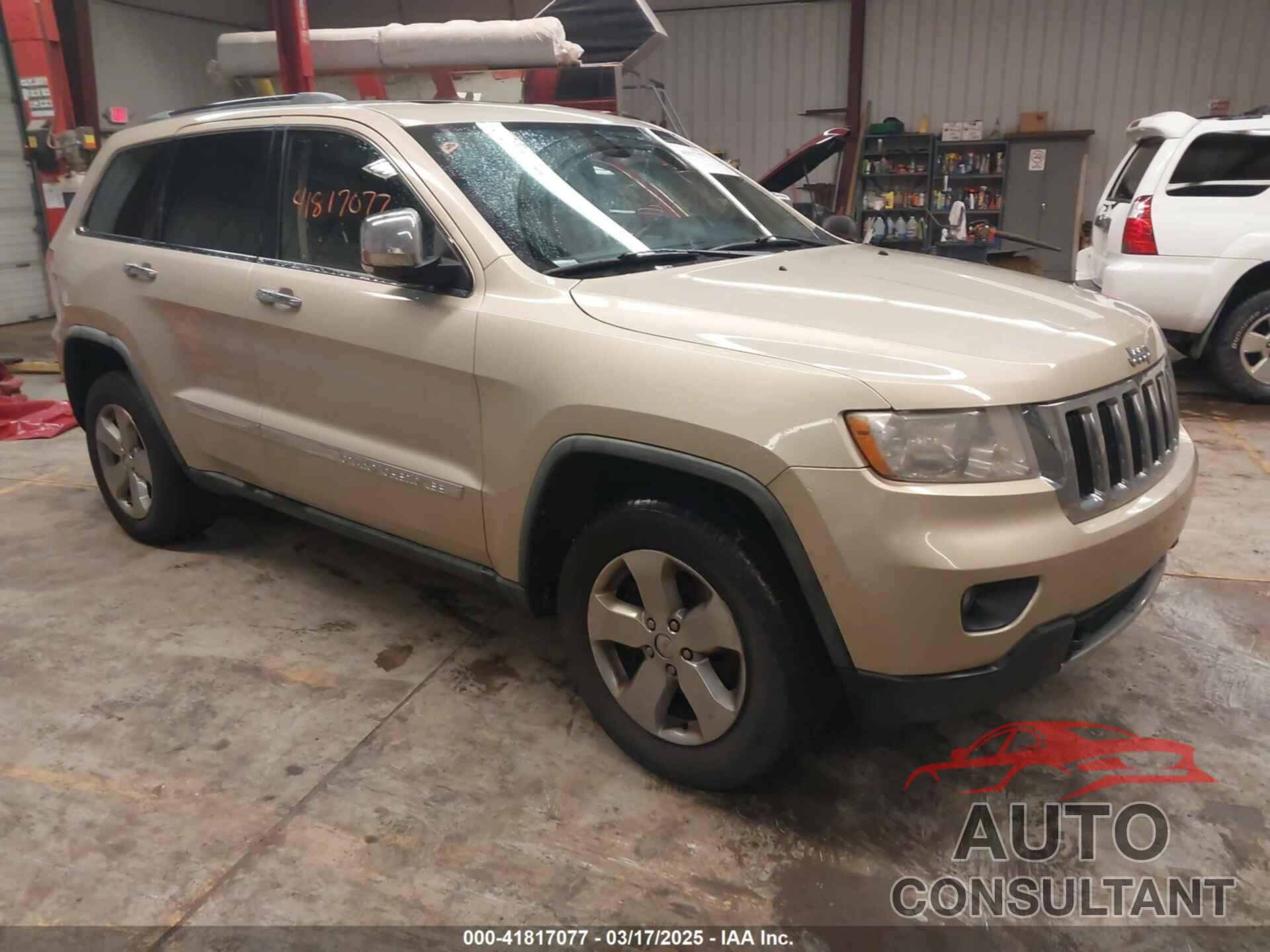 JEEP GRAND CHEROKEE 2011 - 1J4RR5GTXBC562817