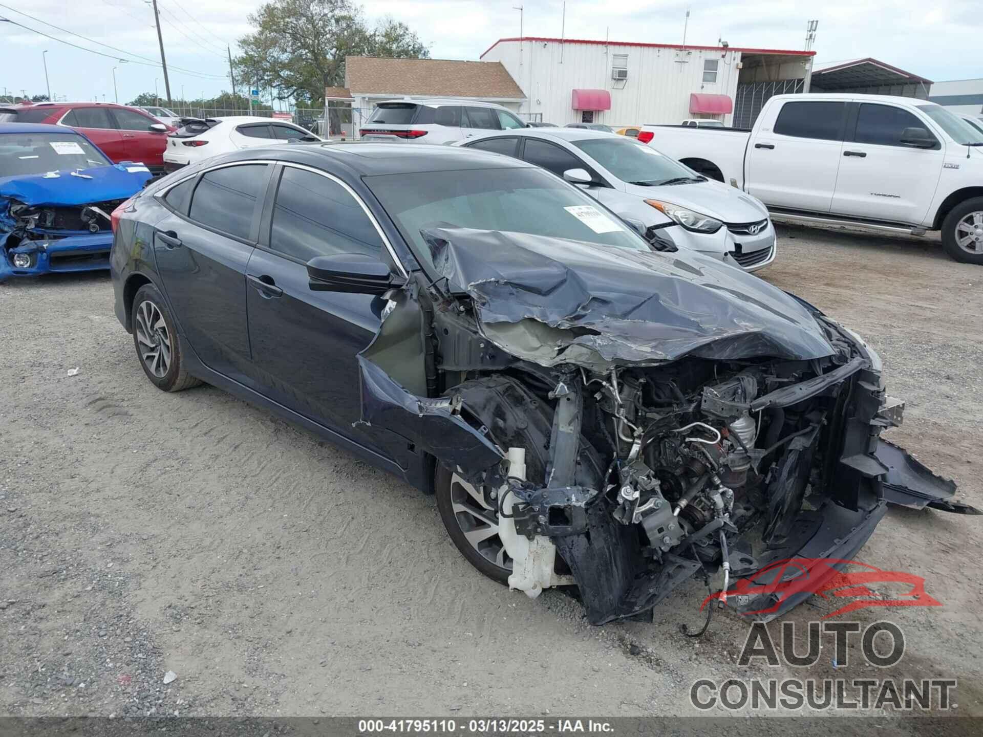 HONDA CIVIC 2018 - 19XFC2F75JE035935