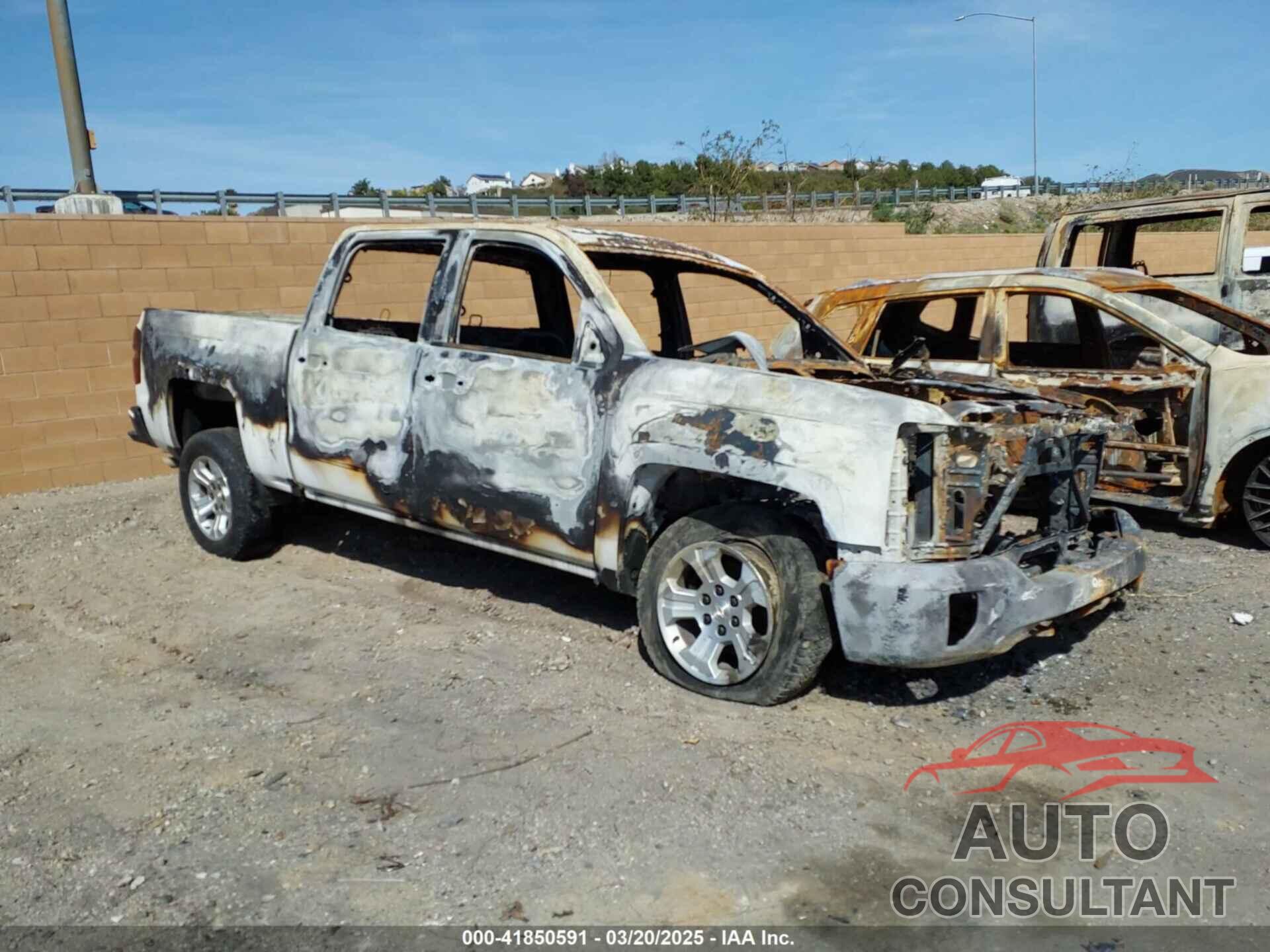 CHEVROLET SILVERADO 1500 2017 - 3GCUKREC1HG483721