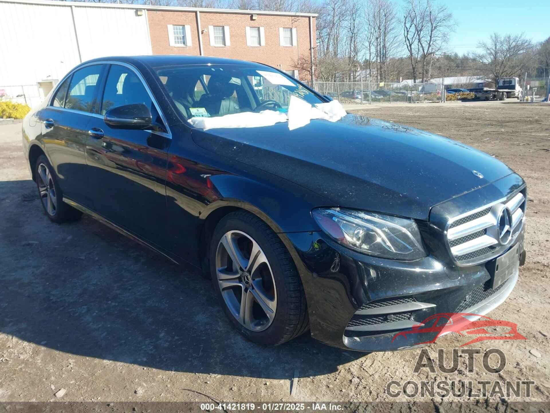 MERCEDES-BENZ E 300 2018 - WDDZF4KB0JA394841