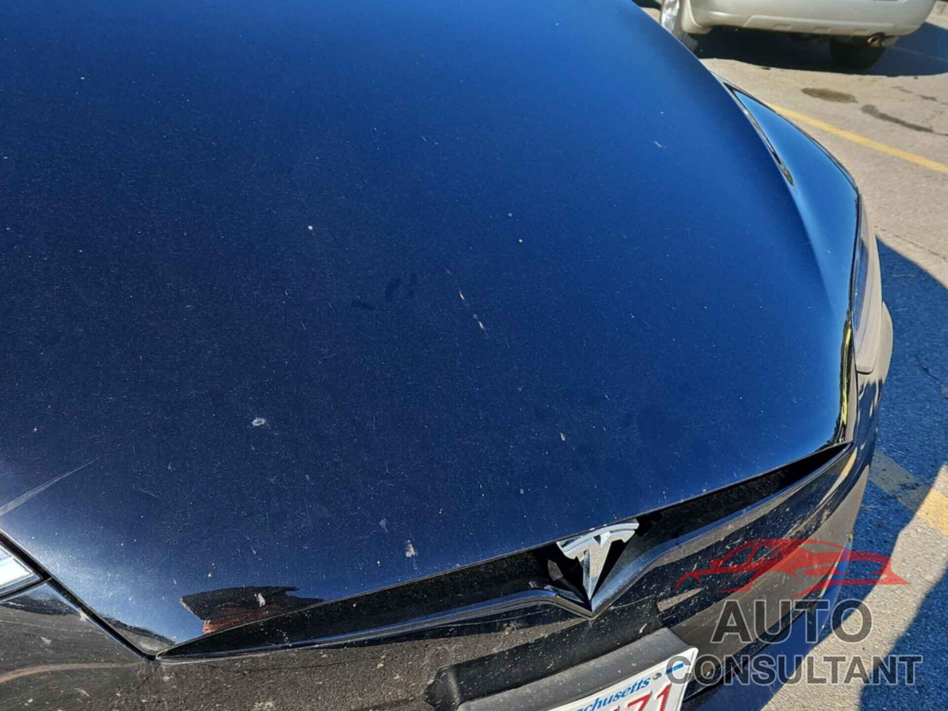 TESLA MODEL X 2023 - 7SAXCDE5XPF407999