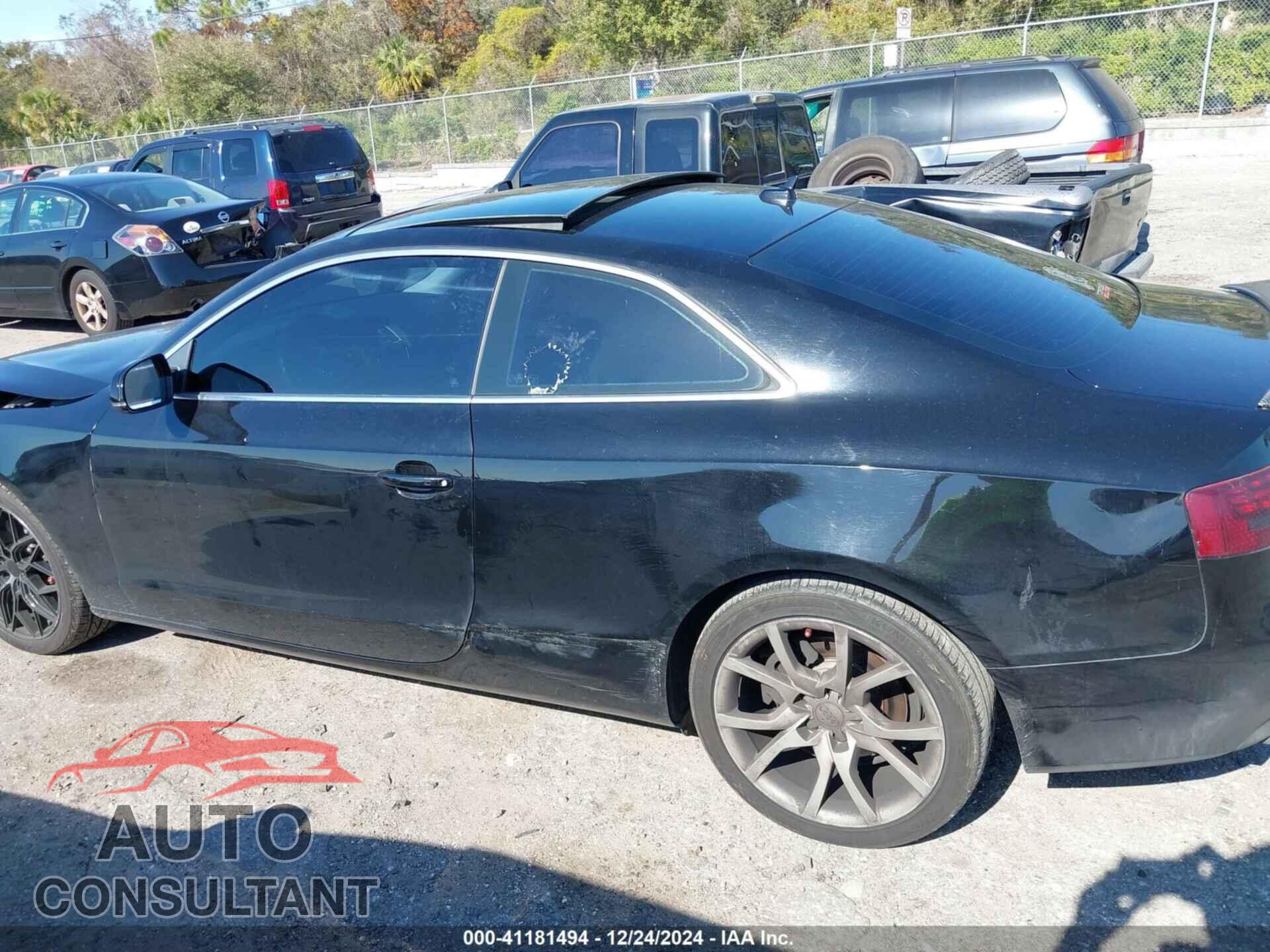 AUDI A5 2012 - WAULFAFR2CA000617