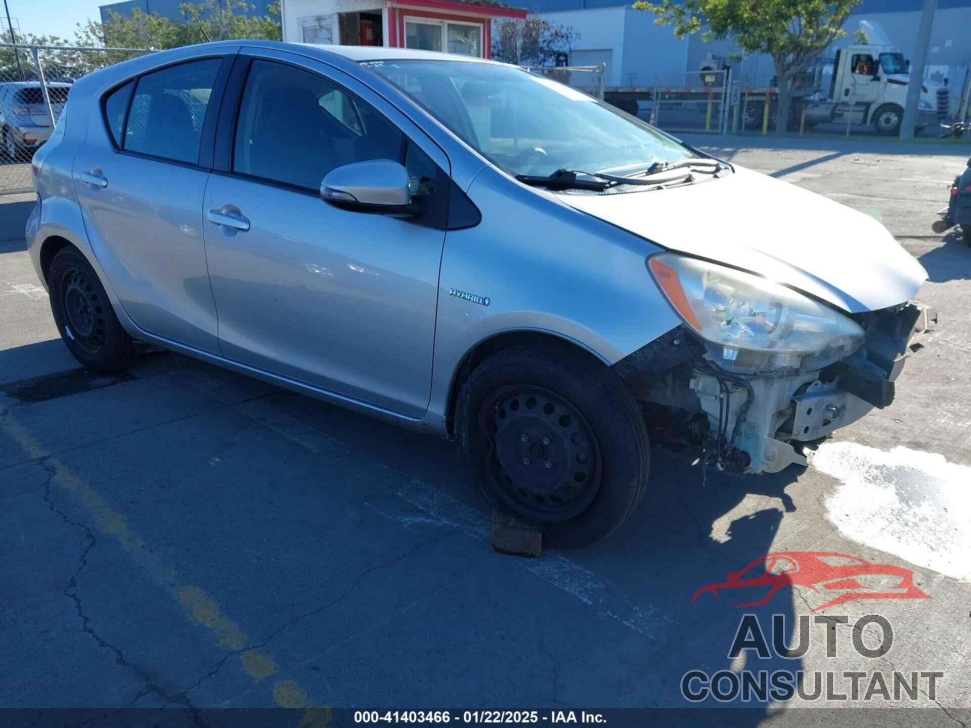 TOYOTA PRIUS C 2013 - JTDKDTB31D1552628