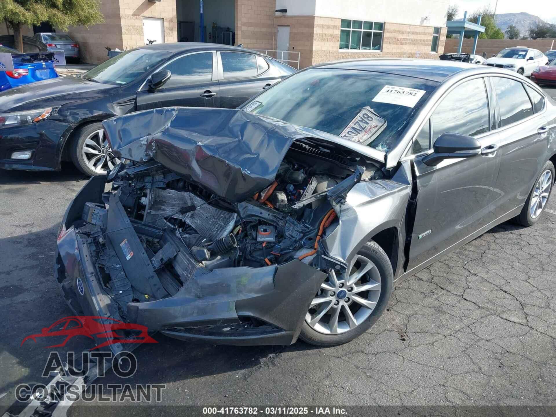 FORD FUSION ENERGI 2017 - 3FA6P0PU6HR379909