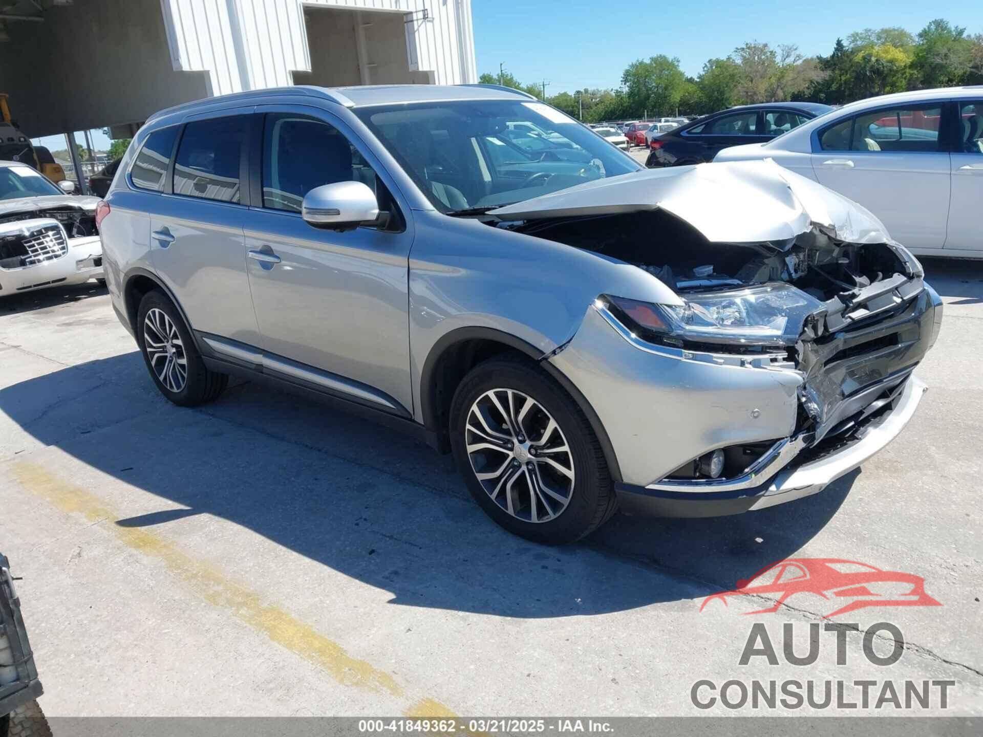 MITSUBISHI OUTLANDER 2018 - JA4AD3A34JZ068134