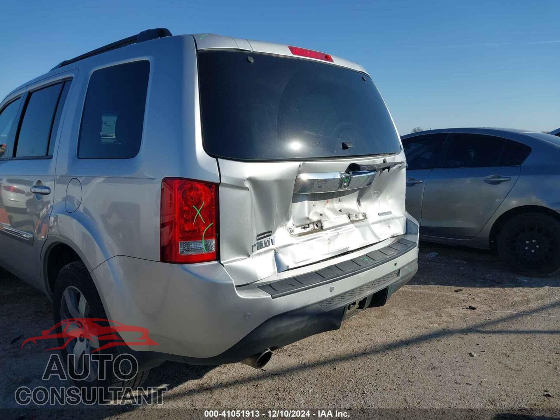 HONDA PILOT 2013 - 5FNYF3H92DB017444