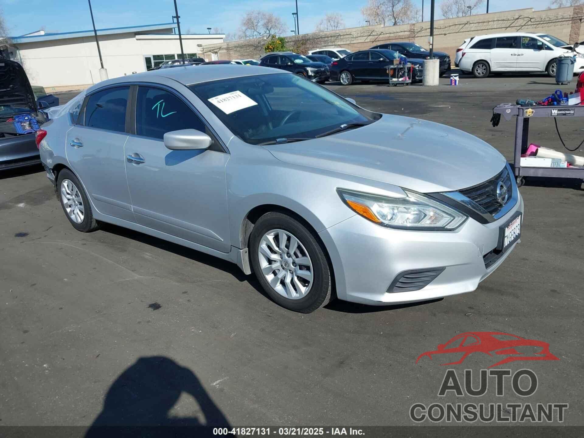 NISSAN ALTIMA 2017 - 1N4AL3AP7HC211754
