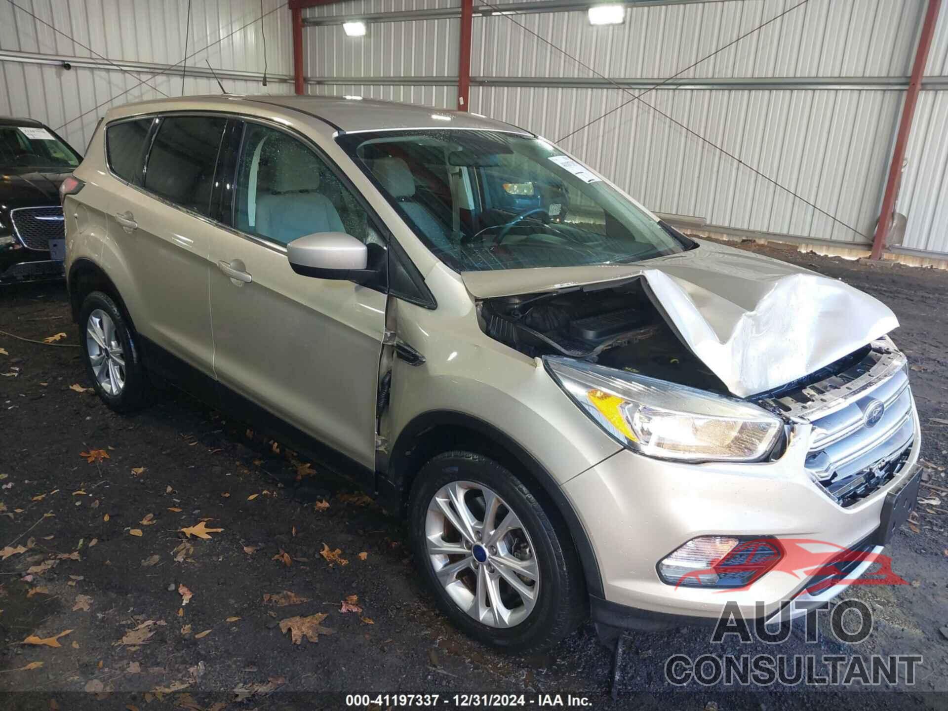 FORD ESCAPE 2017 - 1FMCU9GD0HUA76655